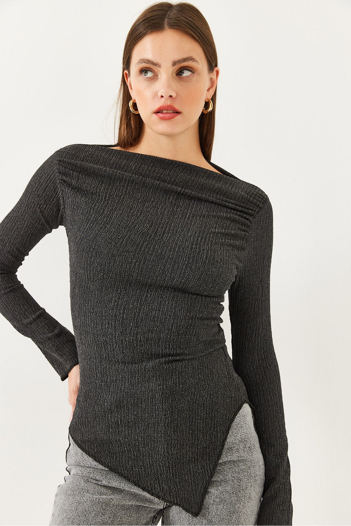 Female Drapeli Kayık collar asymmetric knitted blouse 60251899