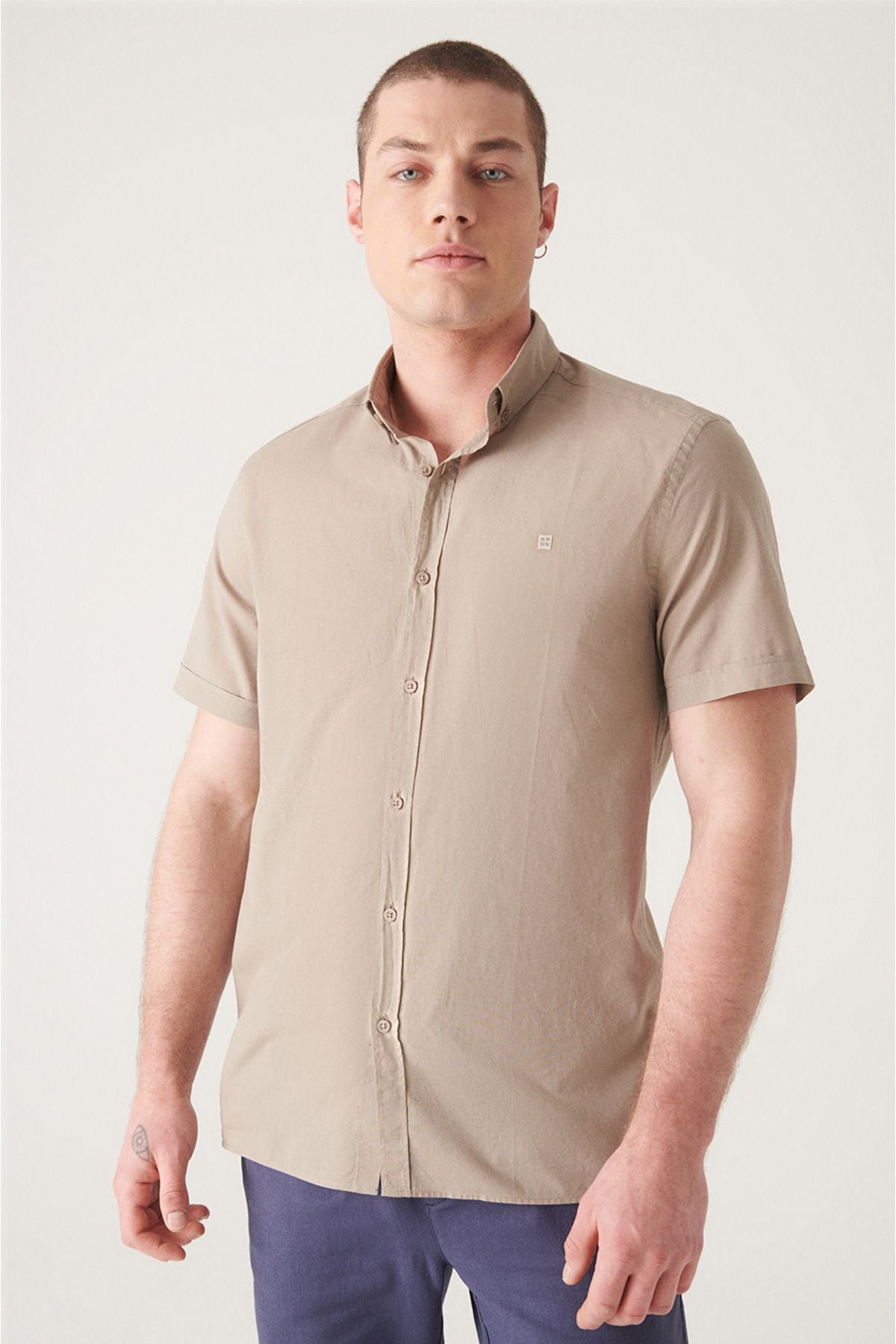 Men's mink buttoned collar 100 %cotton soot short sleeve shirt E002210