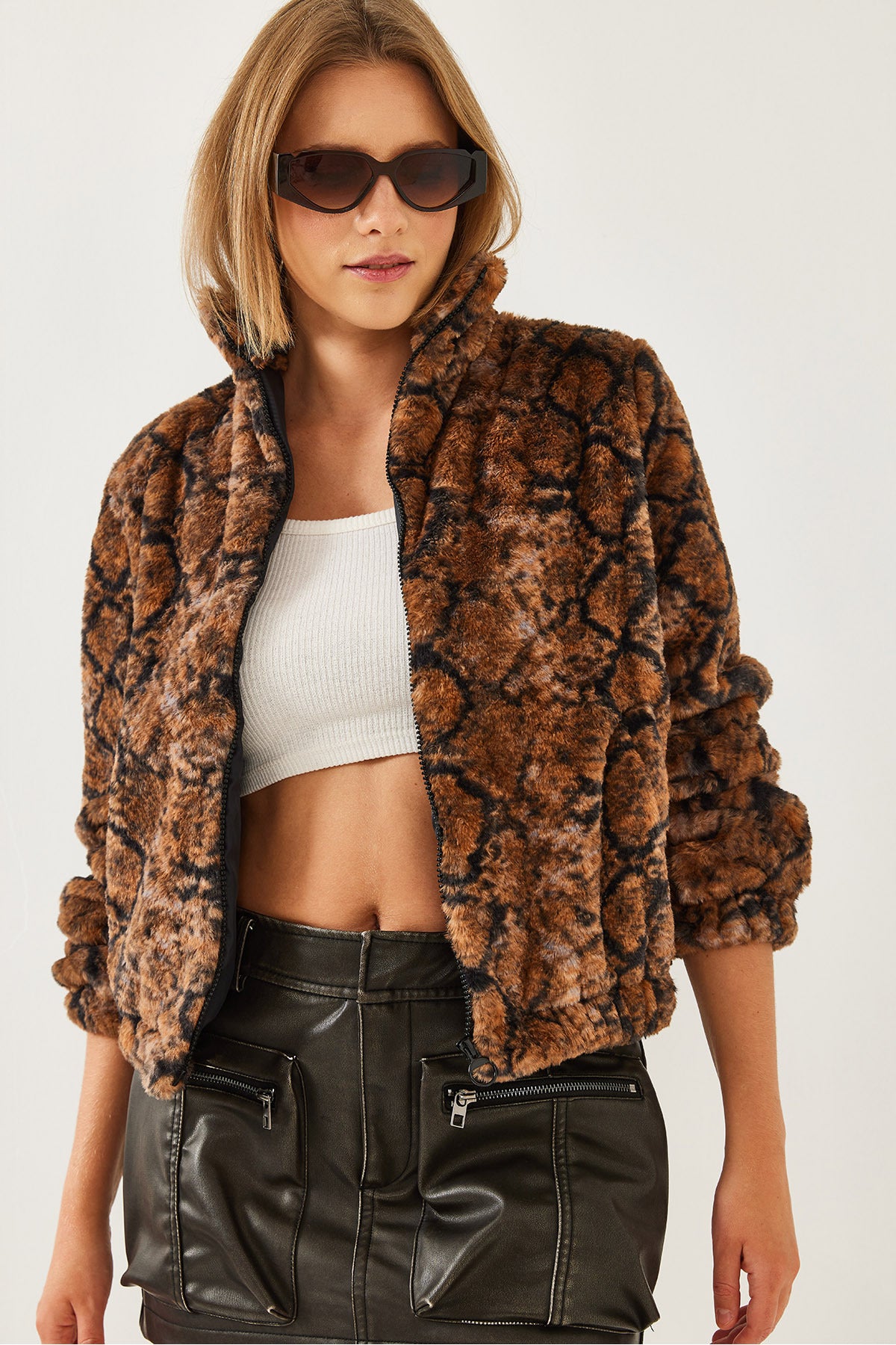 Women's Turtleneck Zippered Plush Coat 3108 60351231