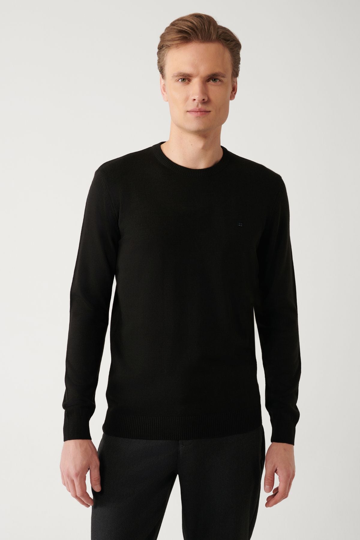 Men's black bike collar feathered knitwear sweater E005000