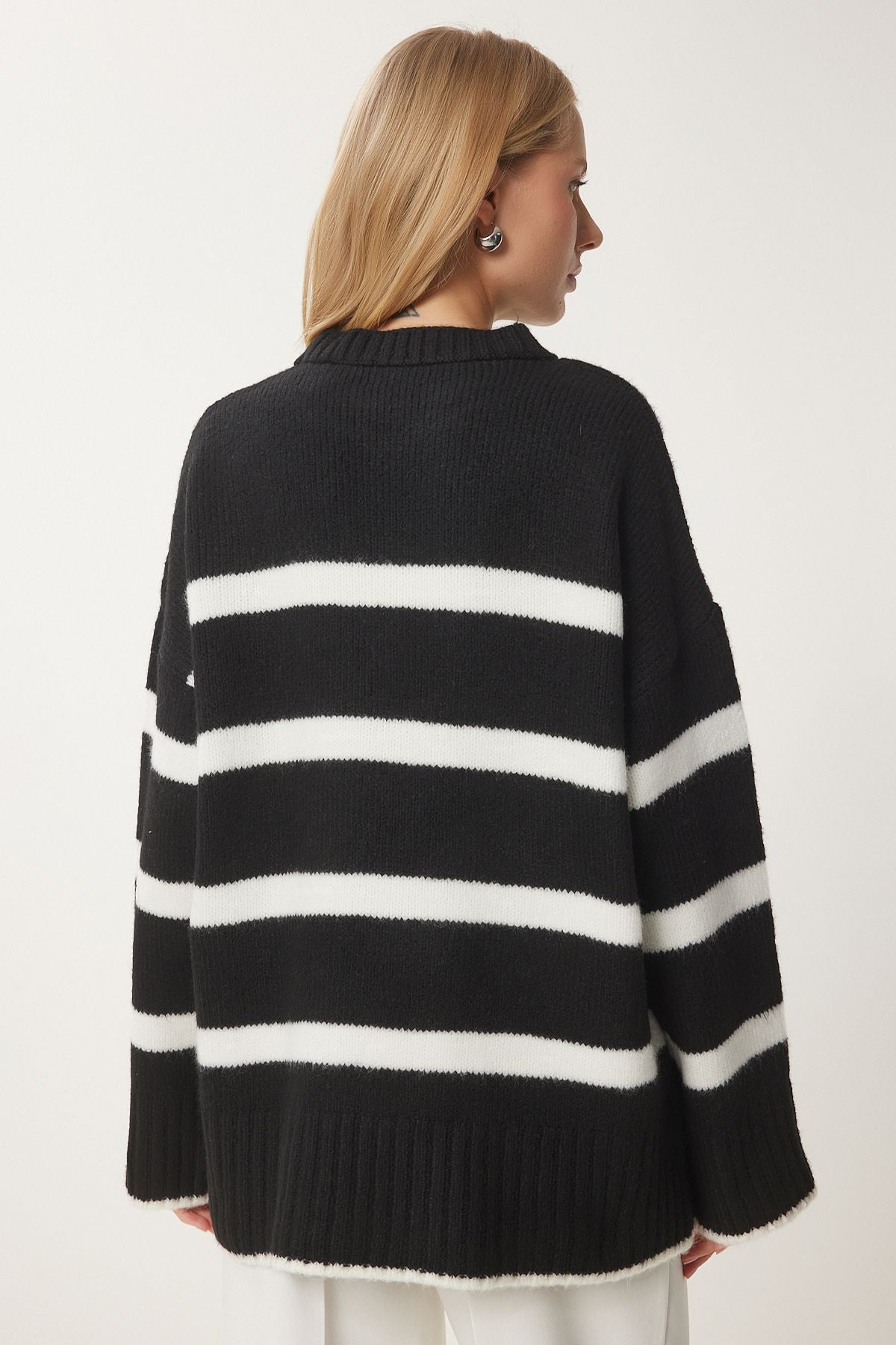 Female Black Ecru Bicycle Collar Striped knitwear sweater PF00107