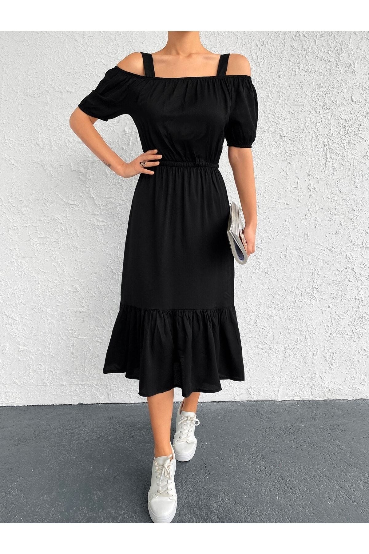 WOMEN BLACK WALL RUBLED HANDLED DRESS ARM-21K001214