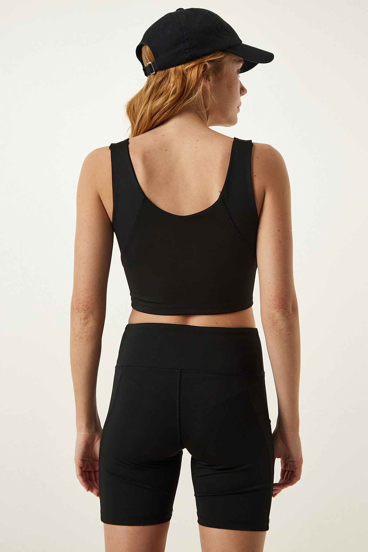 SPORTS BOL with black strap OW00018
