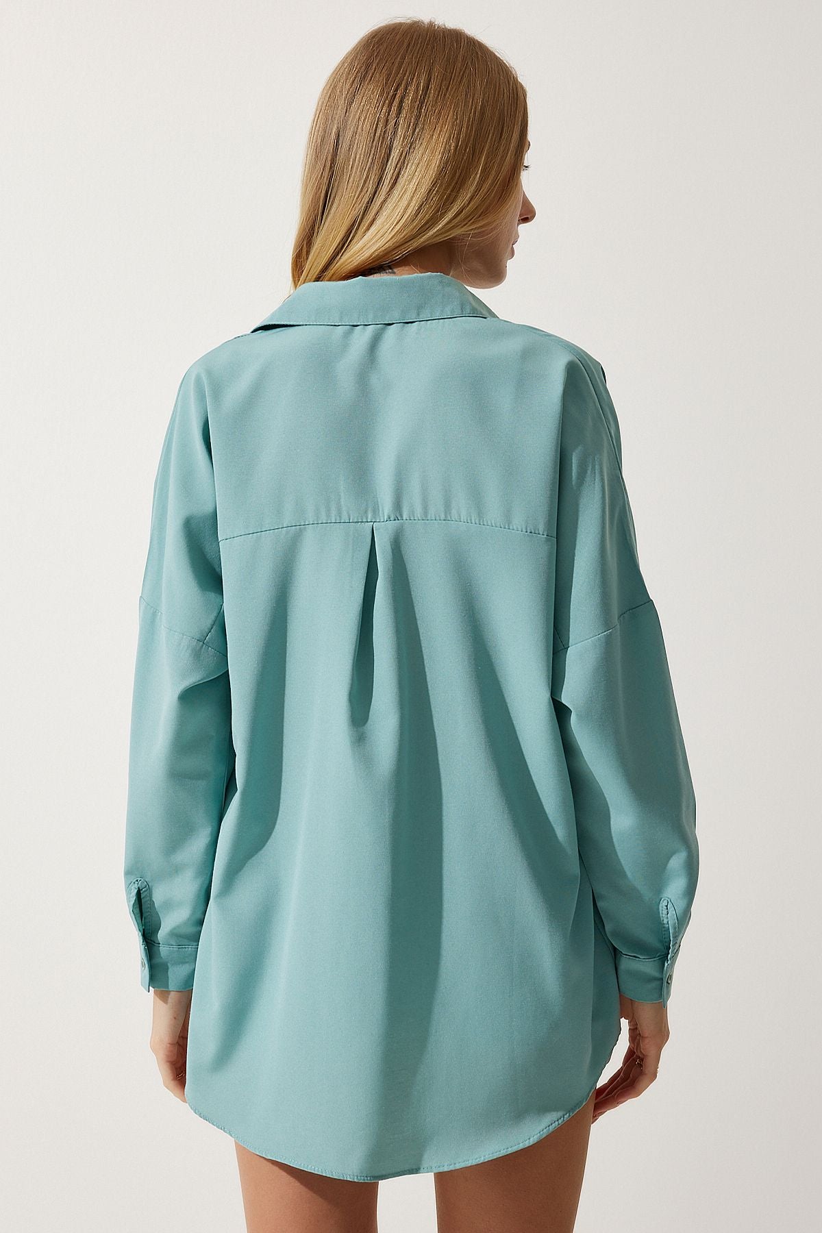 WOMEN'S WATER GREEN OVERSESSES LONG BASIC SHIRT DD00842