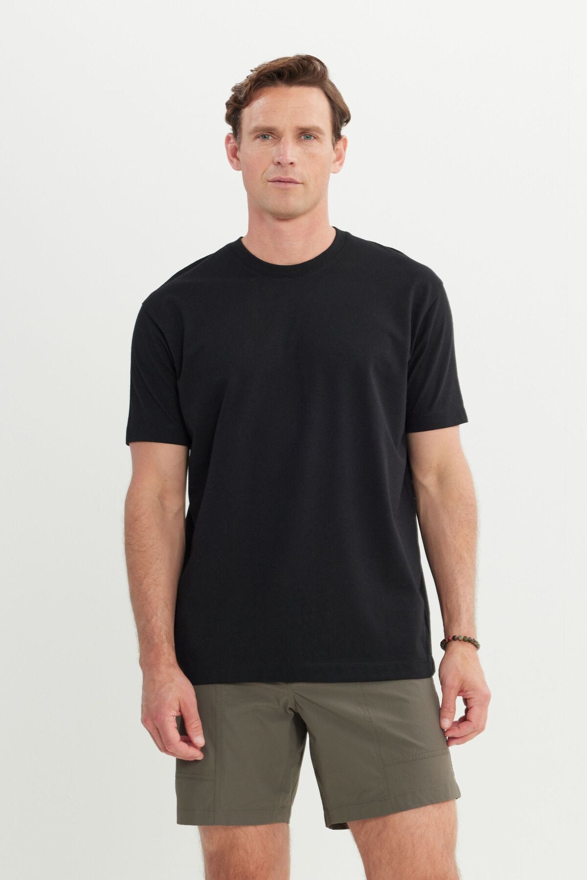 Men's black cotton modern fit comfortable cut bicycle collar t -shirt