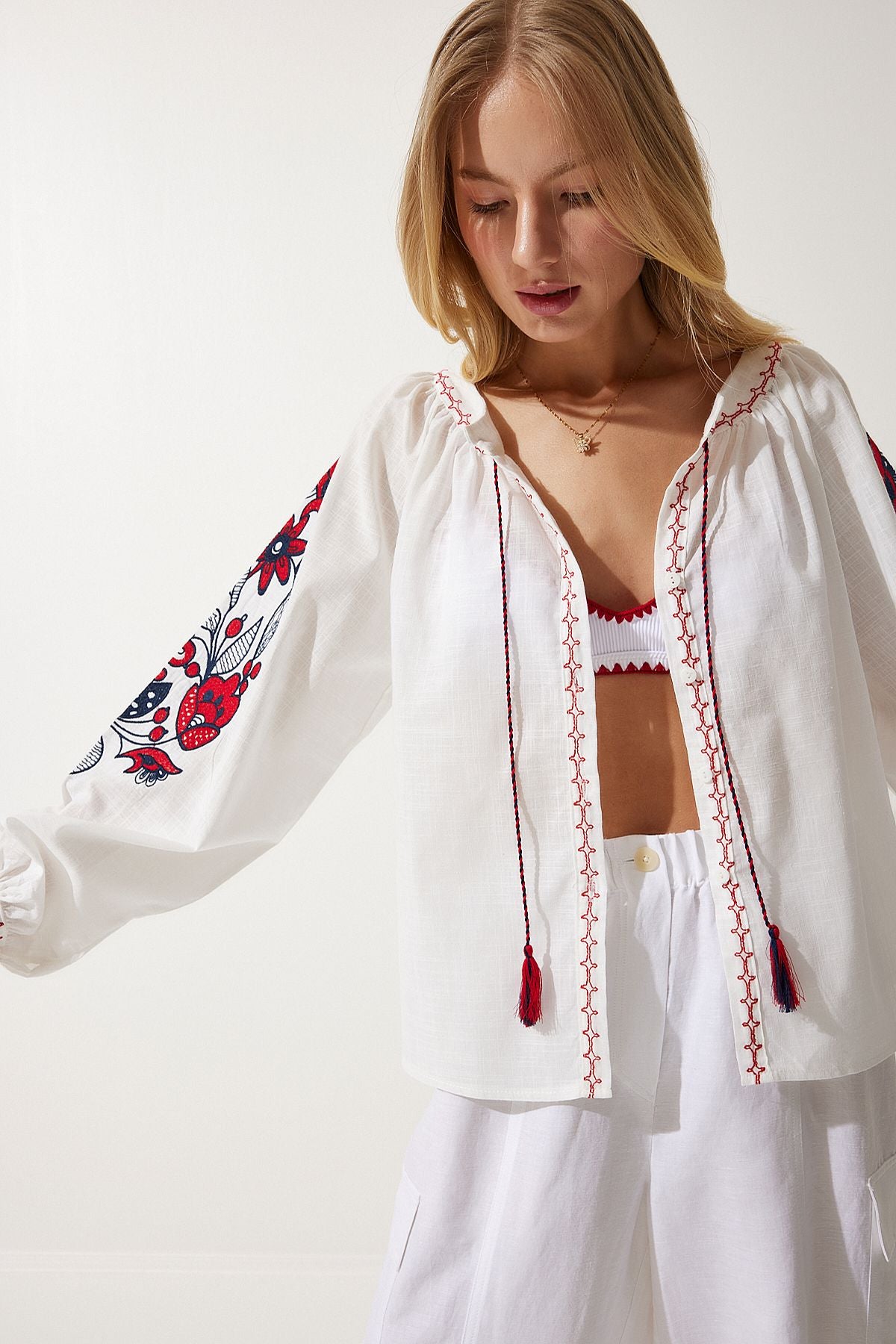 Female white embroidered button flax blouse es00151