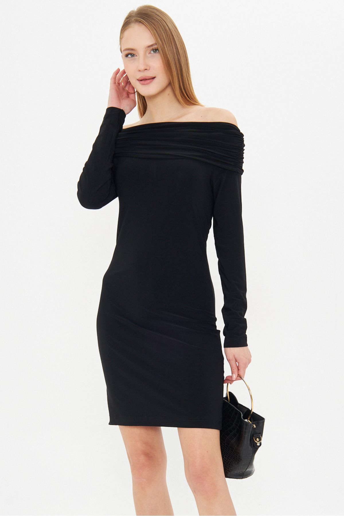 Woman black body sitting on the body carmen collar lycra long arm mini dress ARM-24Y001002