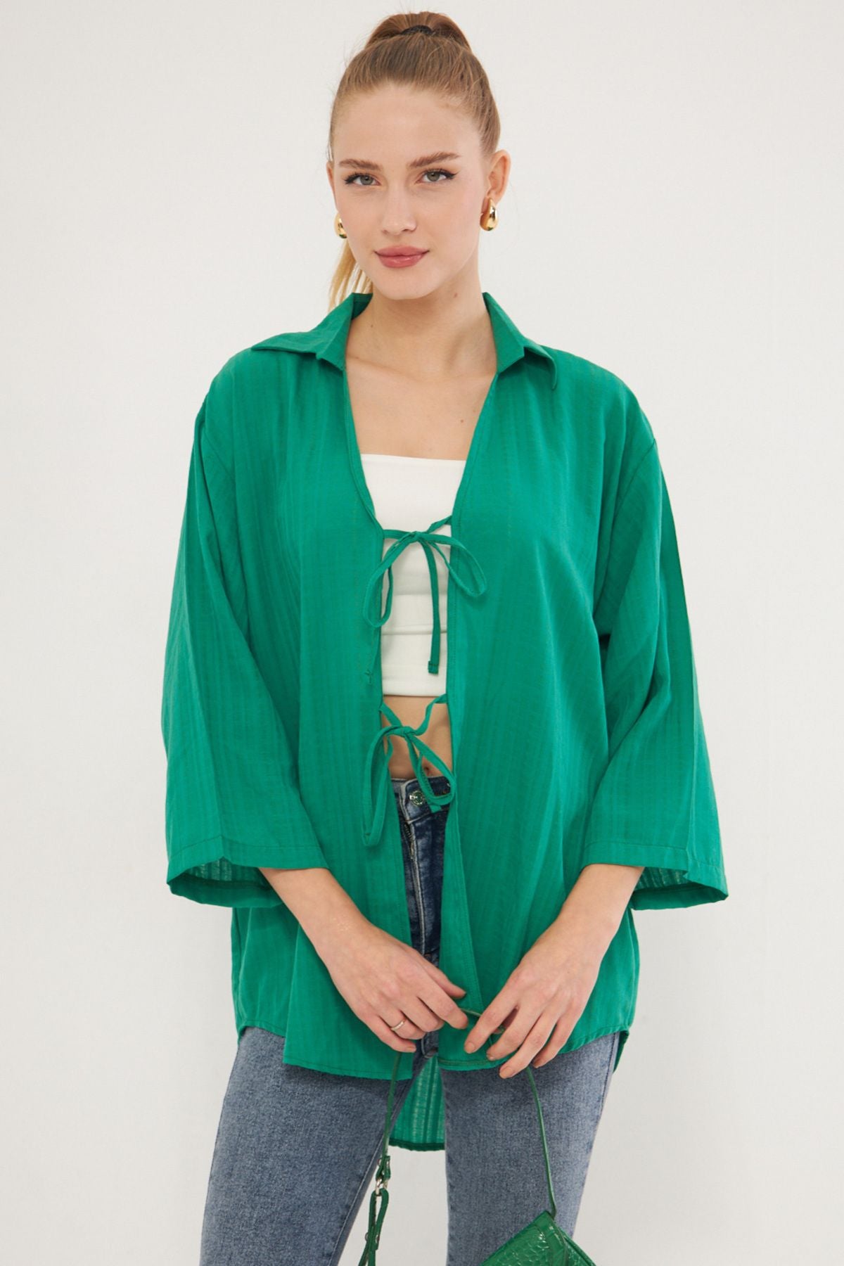 Female Green Shirt Collar with Lacked Kimono Shirt ARM-25K001006