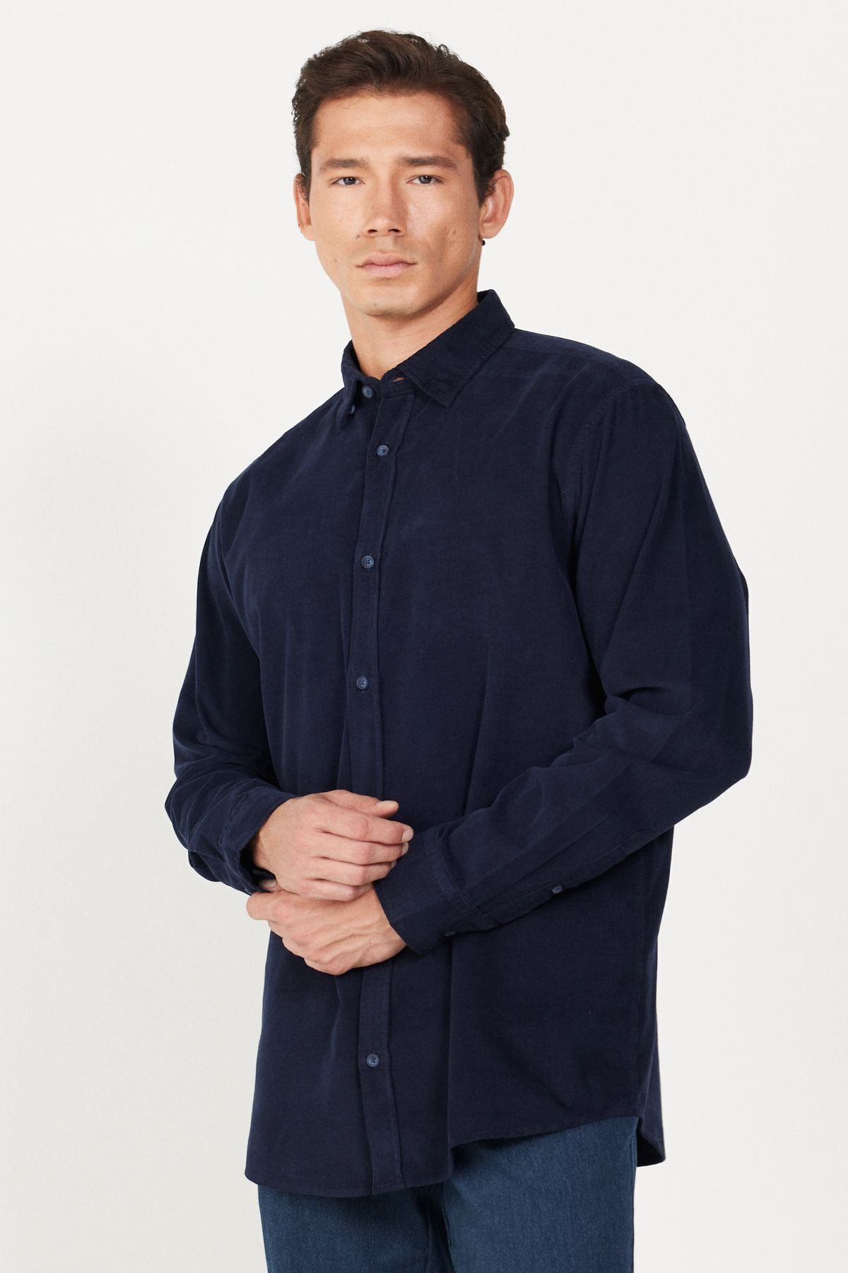 Men's Navy Blue Comfort Fit Casual Cut Hidden buttoned collar 100 %cotton shirt