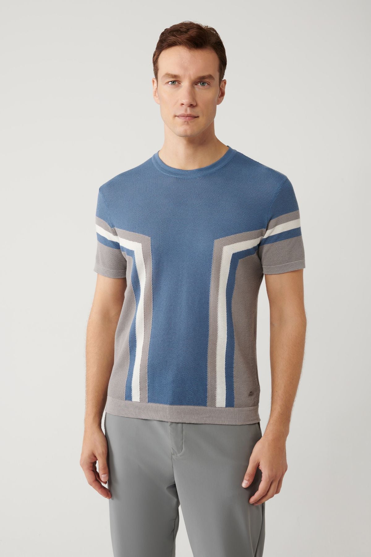 Men's Indigo Bicycle Block Block Color Tissue Modal Knitwear T-Shirt A41y5012