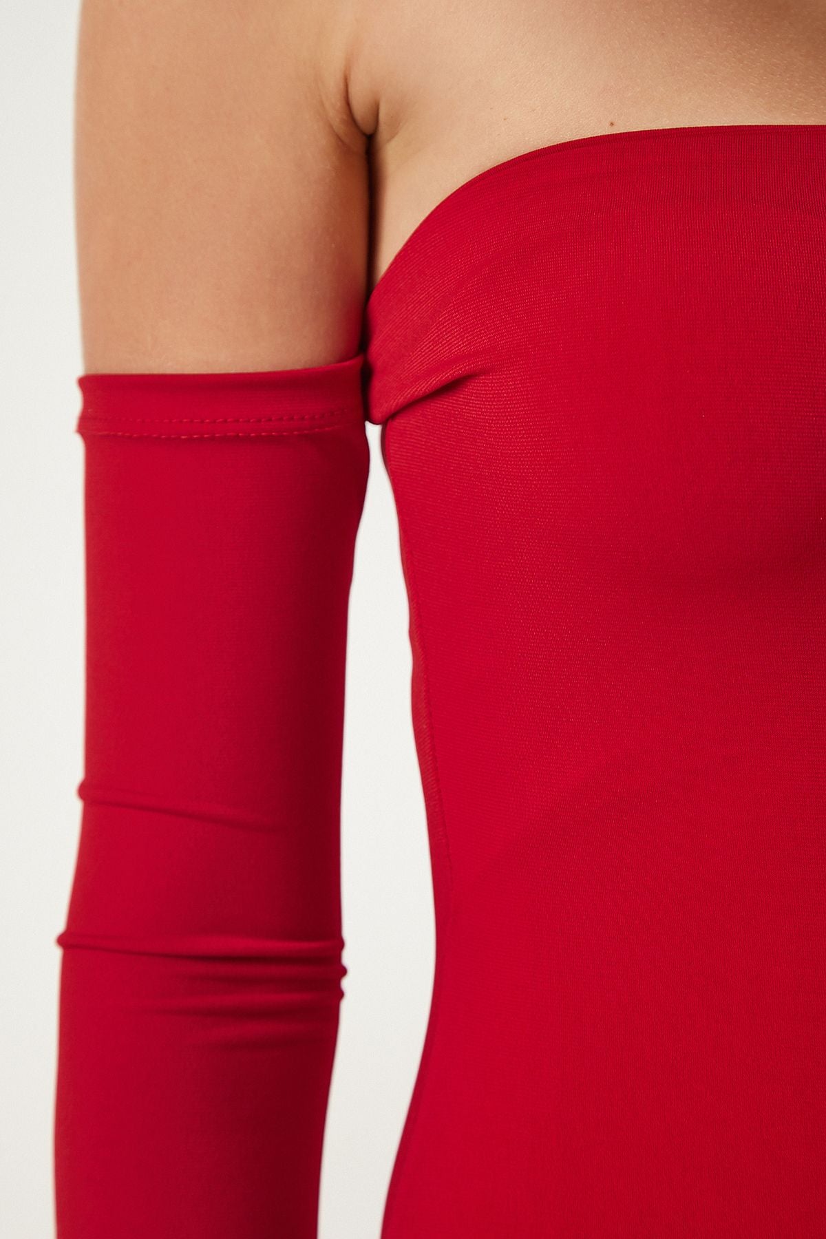 Woman Red Strapless Sandy Dress YK00077