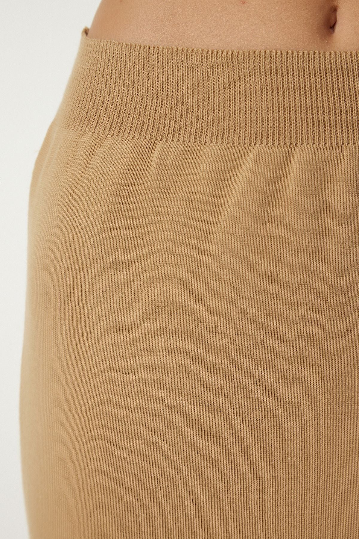 Female Biscuit Striped Sweater Skirt Knitwear Set Ki00104