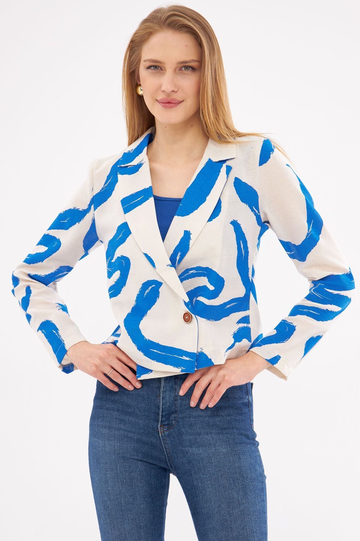 Female Saks Cruve Cruve Patterned Crop Jacket ARM-24Y001058
