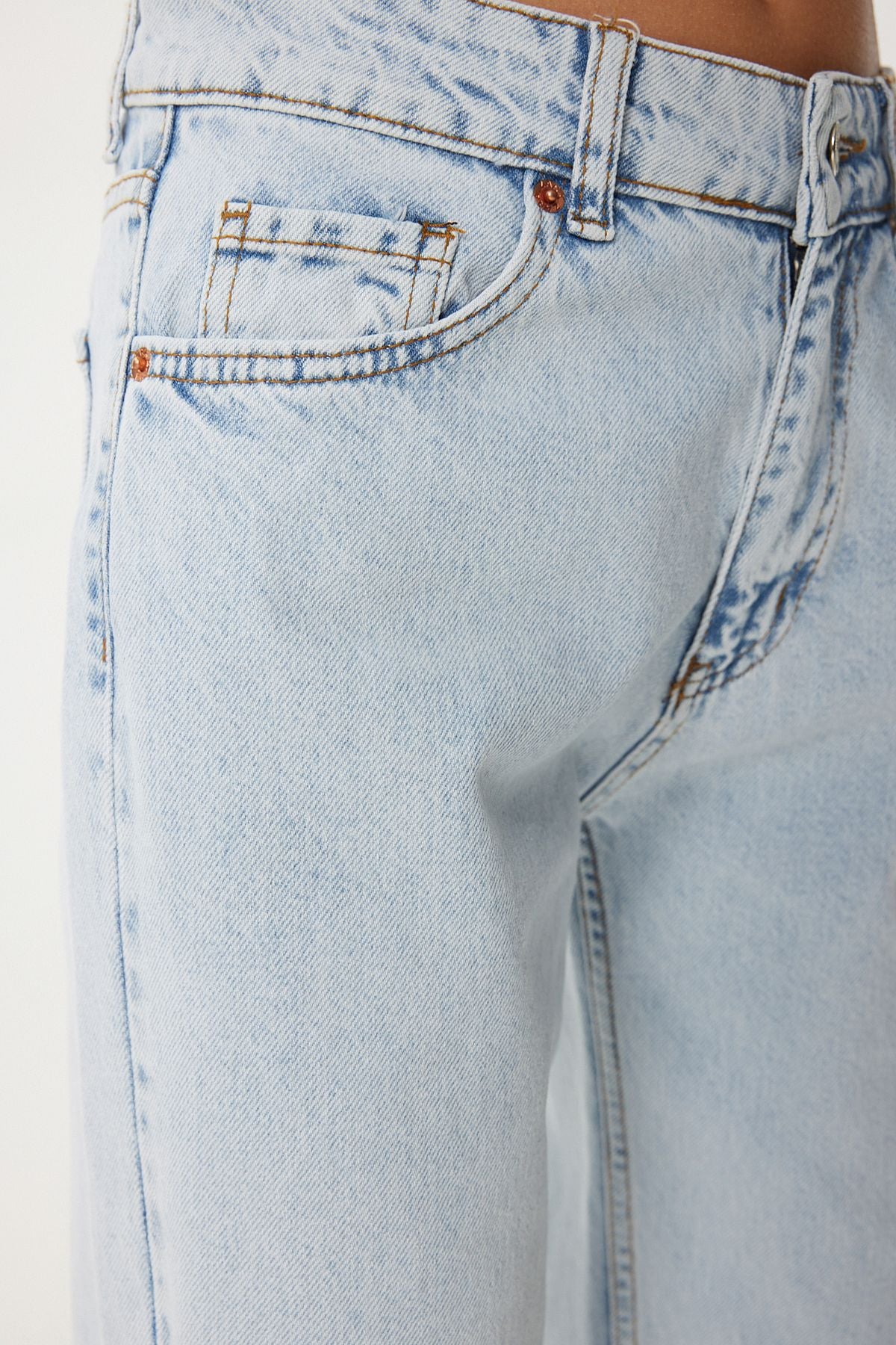 WOMEN'S ICE BLUE WIDE POÇA POLICE JEAN UT00018