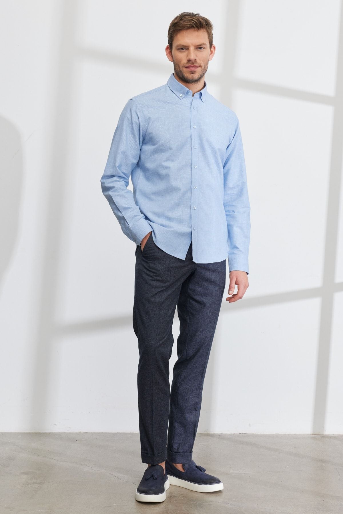 Men's navy blue slim fit narrow cutting side pocket waist waist rubber patterned pants