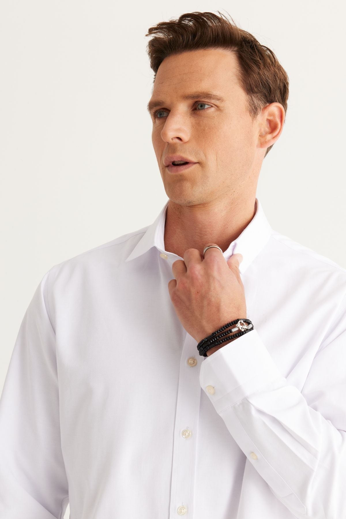 Men's White Comfort Fit Casual Cut Classic Neck Clause Amesty Shirt