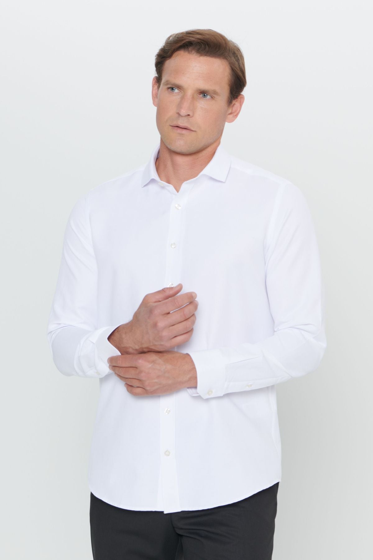 Men's white slim fit narrow cut italy