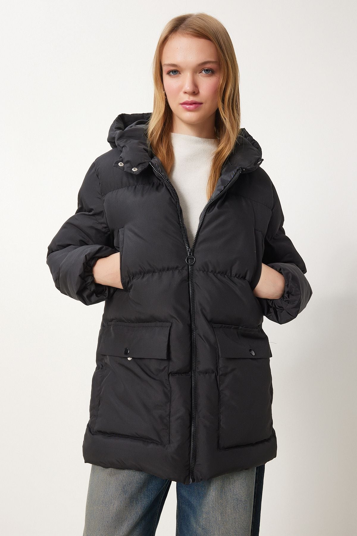 Female black hooded swelling coat HK00023