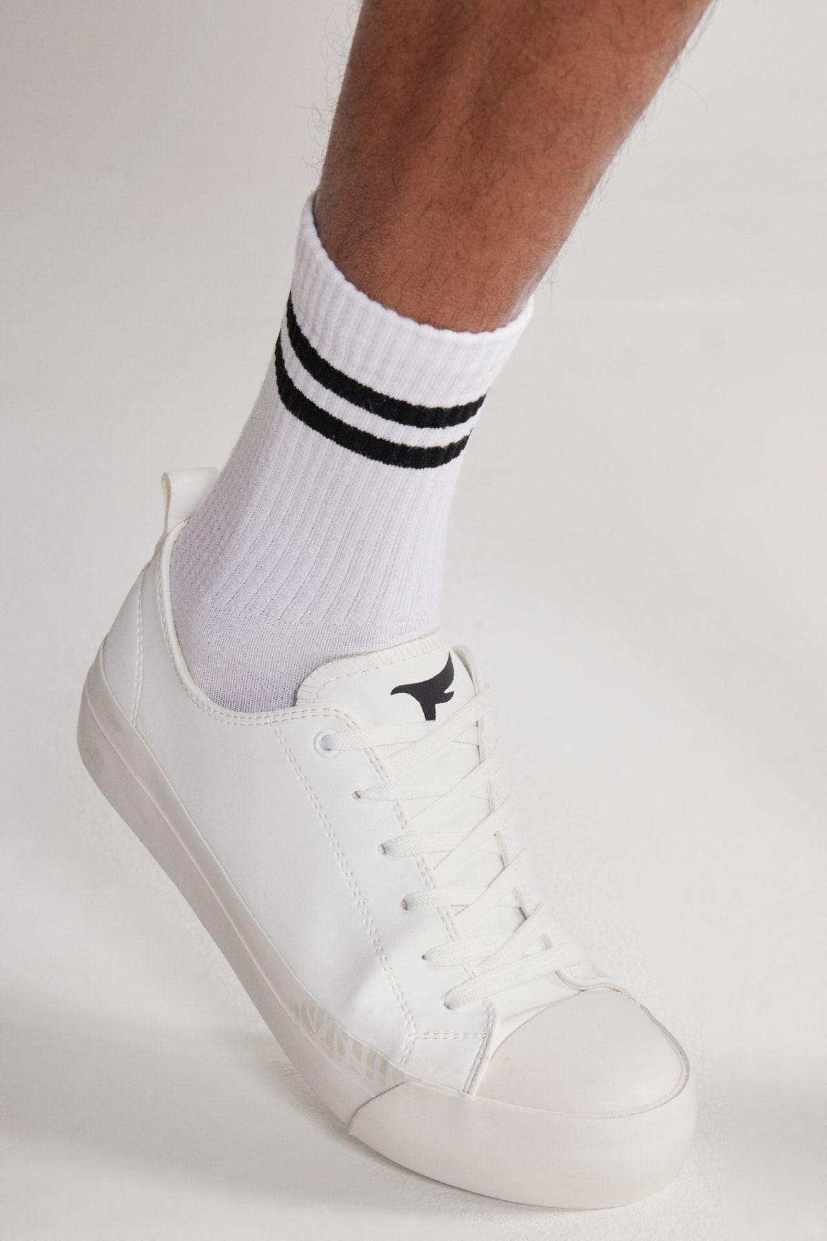 Flexible Flexible Base Pattern Free Sneaker Shoes with Men's White Lace