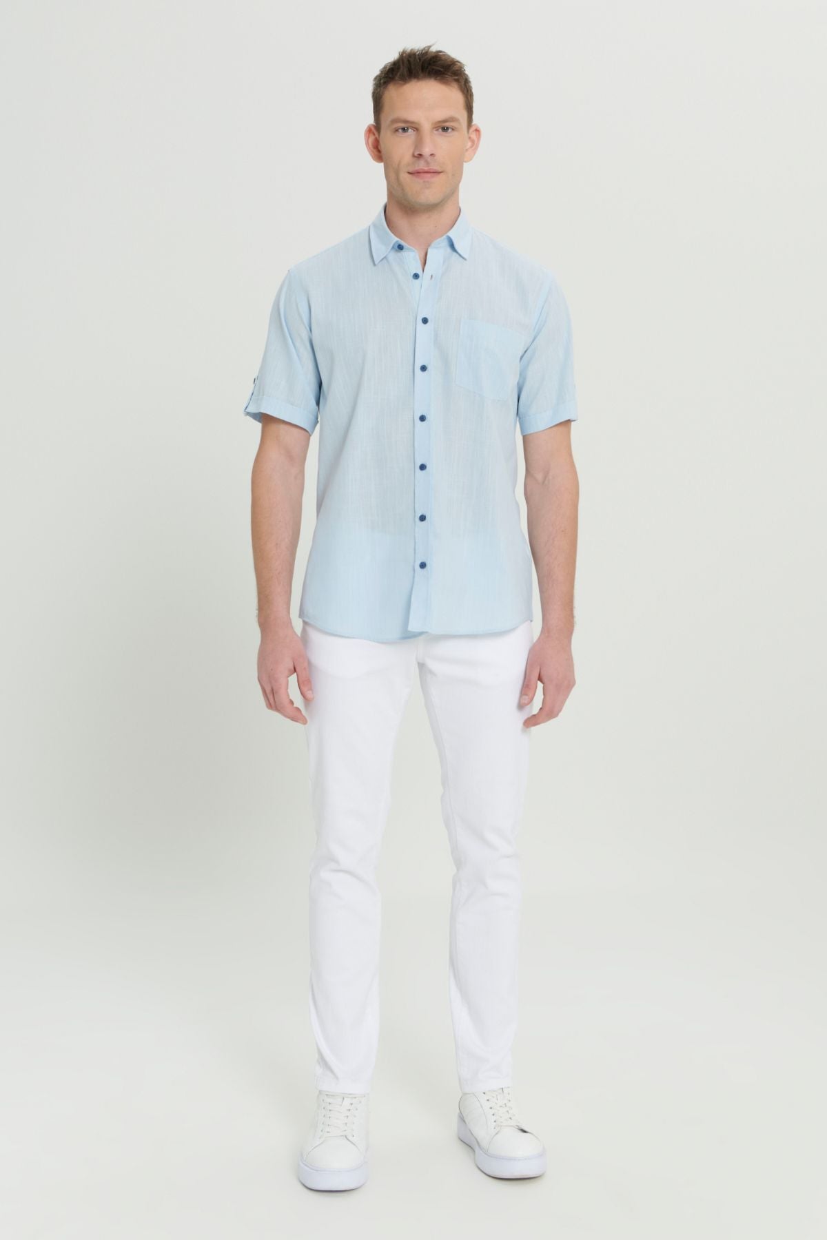 Men's Light Blue Comfort Fit Casual Cutting Buttoned Neck Linen Look 100 %Cotton Short Sleeve Shirt