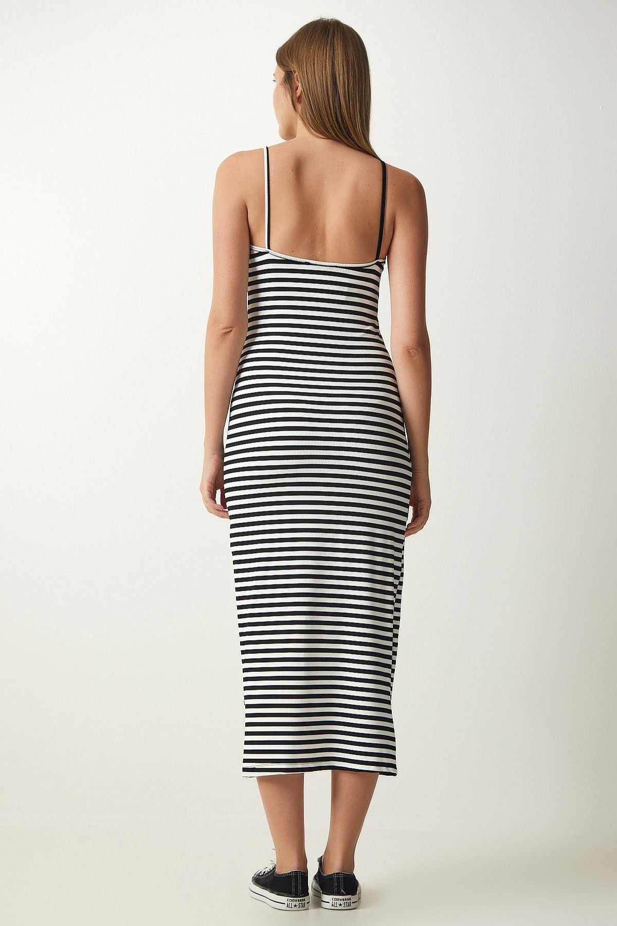Female Black and White Hanger Wick Pen Dress Mc00213