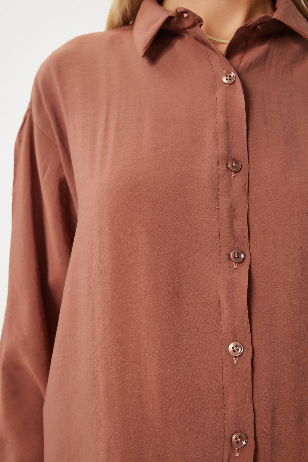 Woman Brown Oversize Long Linen Ayrobin Shirt to00141