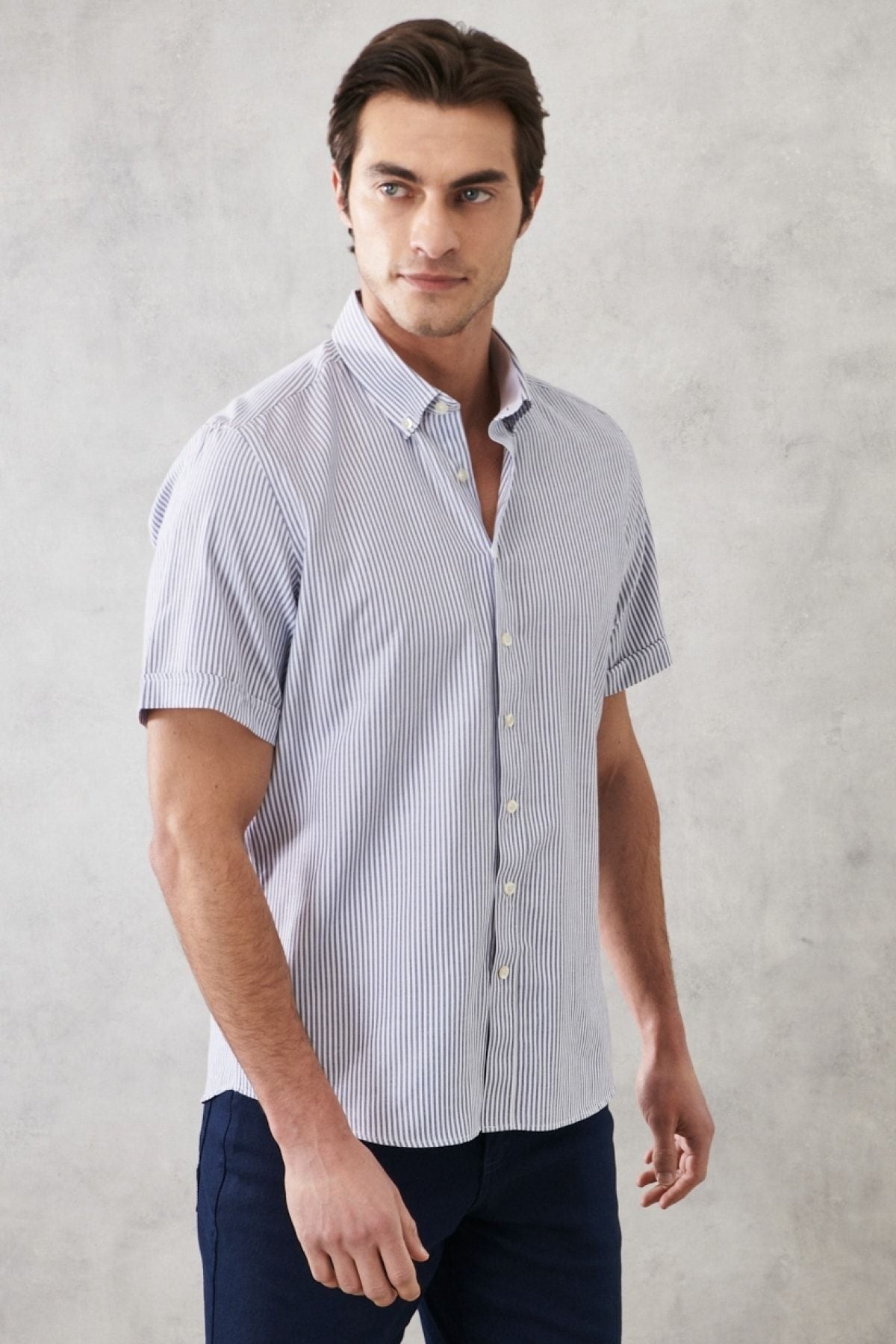 Men's white-lacivert slim fit narrow cut button buttoned shirt