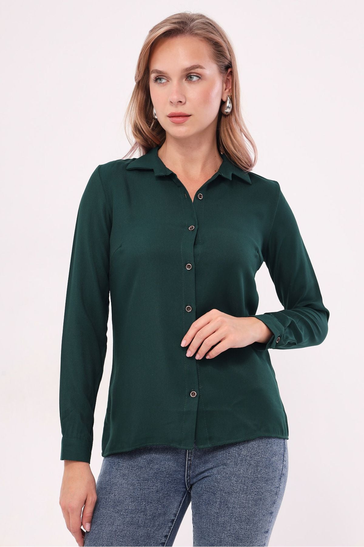 Woman Dark Green Long Sleeve Flat Shirt ARM-18Y001176