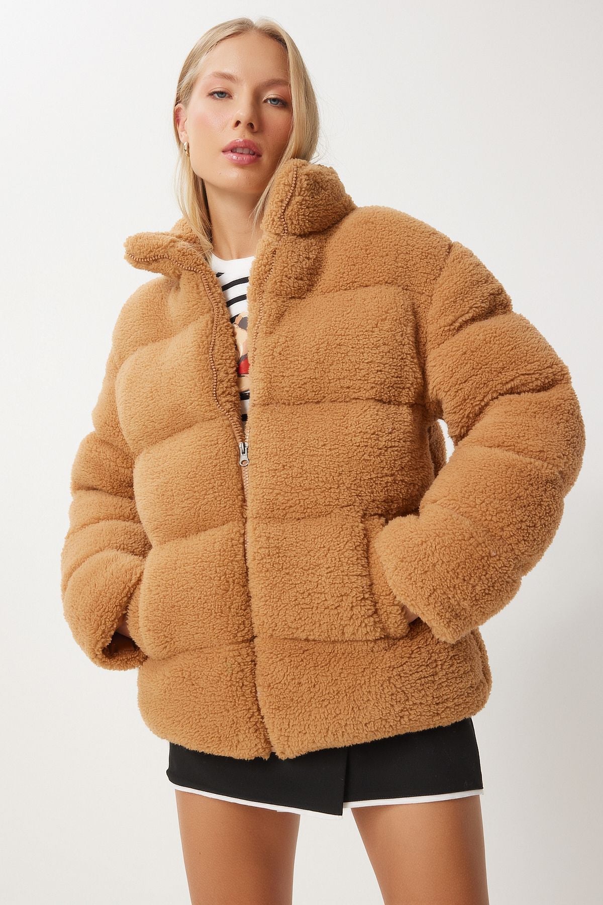 WOMEN'S Taba upright collar plush swelling coat QA00002