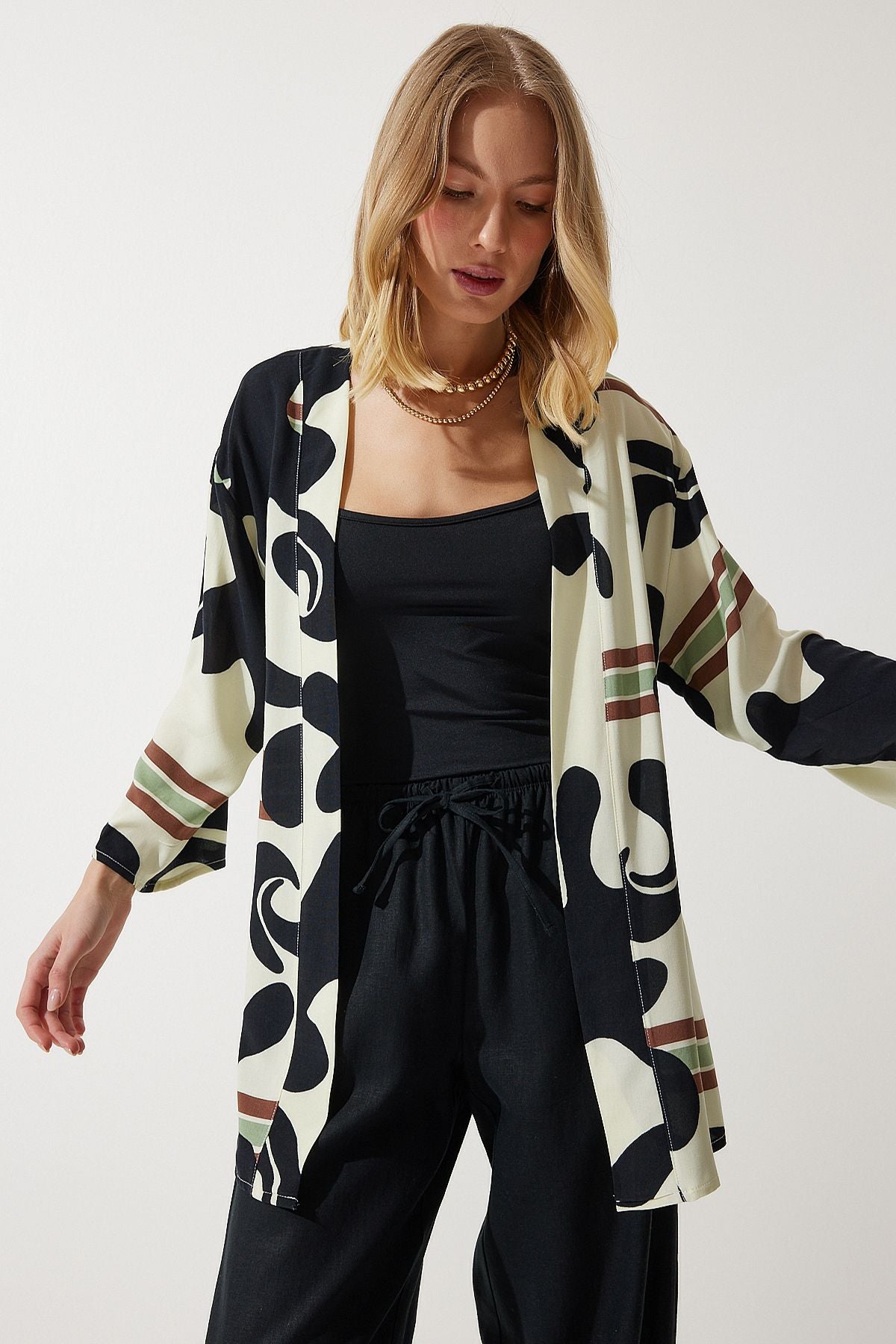 Female Black Bone Patterned Viscose Kimono EN00615
