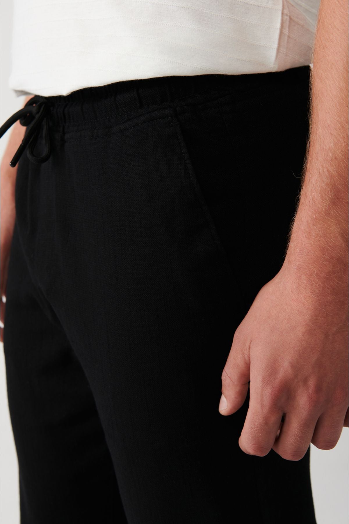 Men's Black Side Pocket Waist Linen textured pants E003052