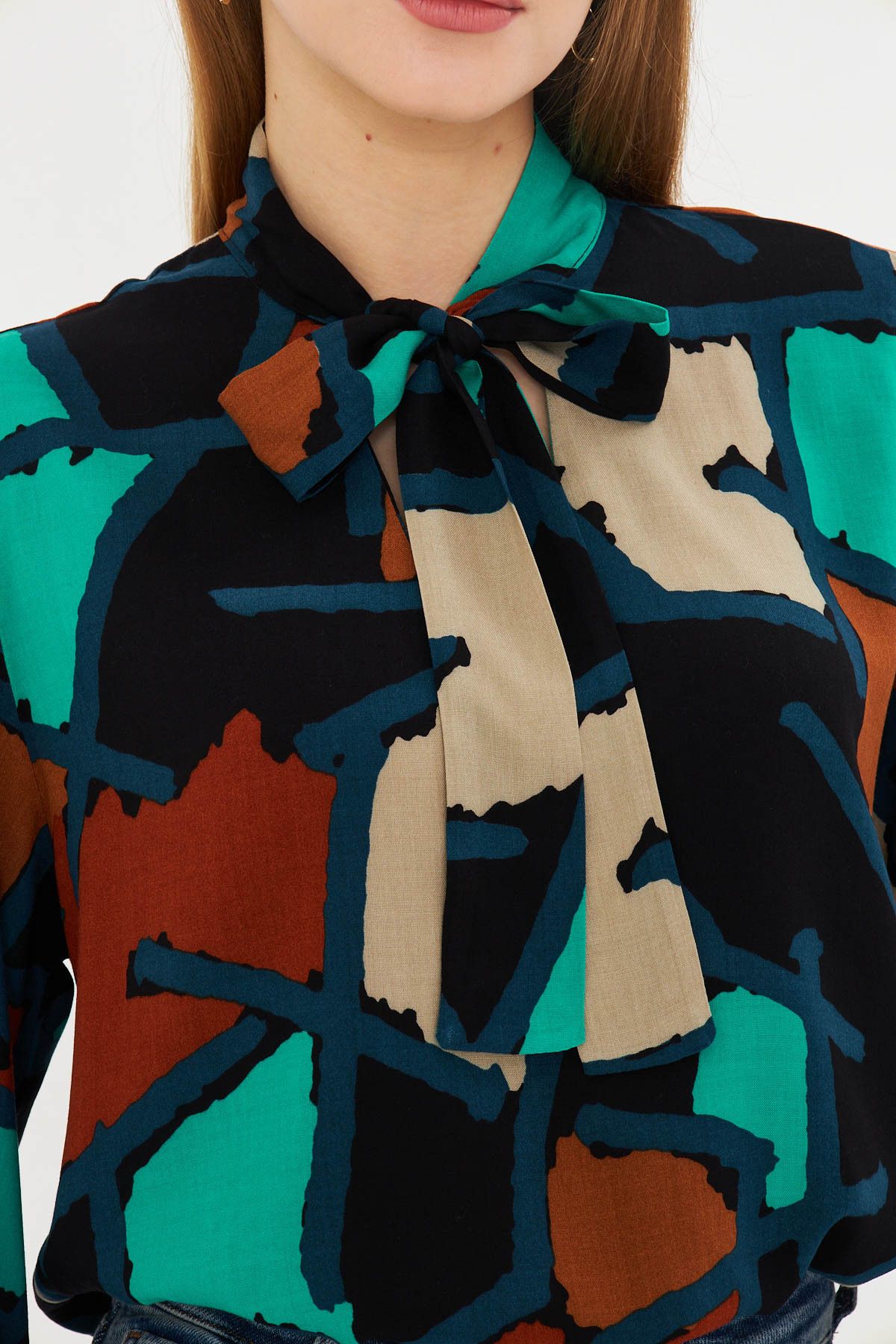 Female turquoise collar connecting arm tire blouse ARM-25K001096