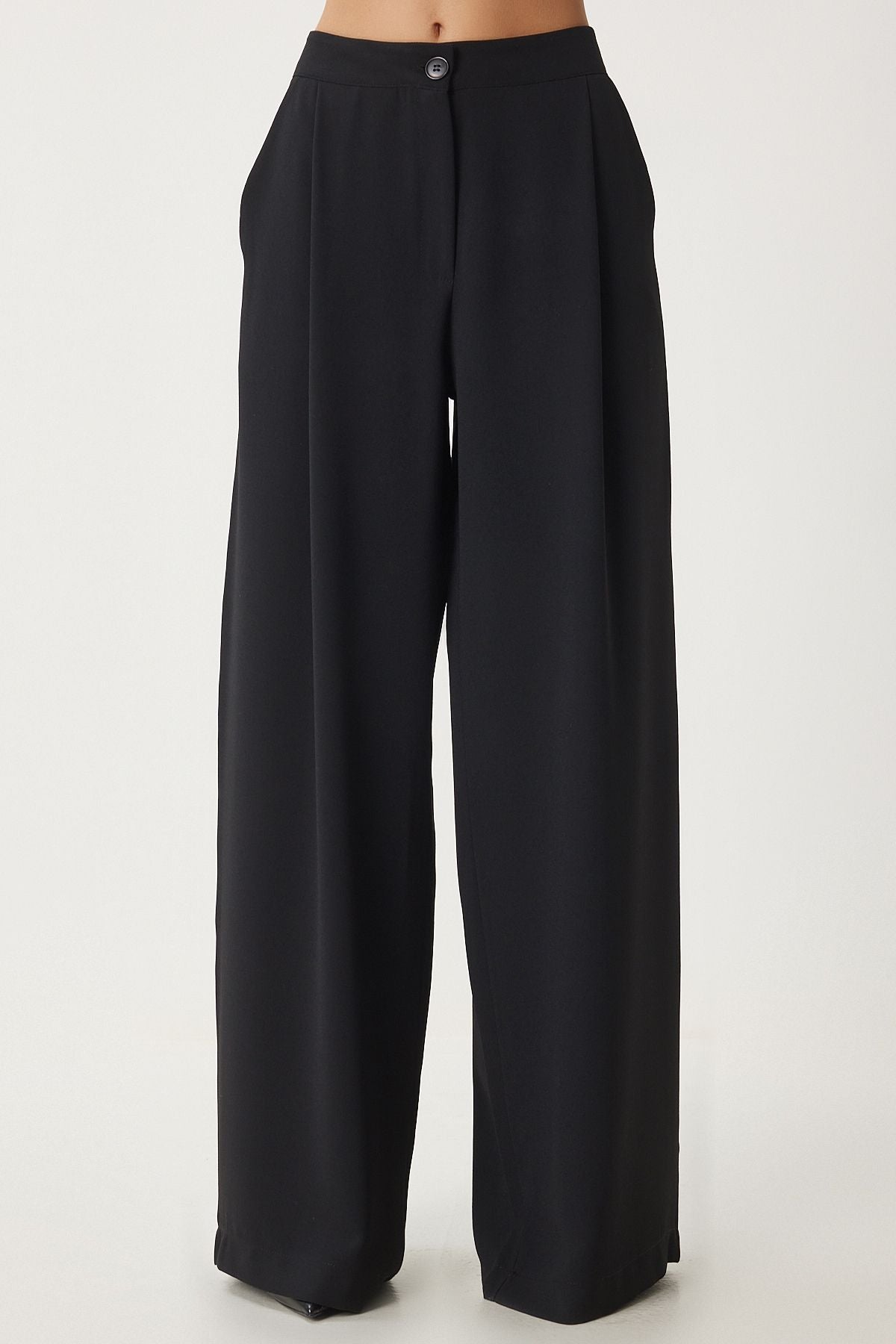 Woman with black pocket weaving palazzo pants ul00052