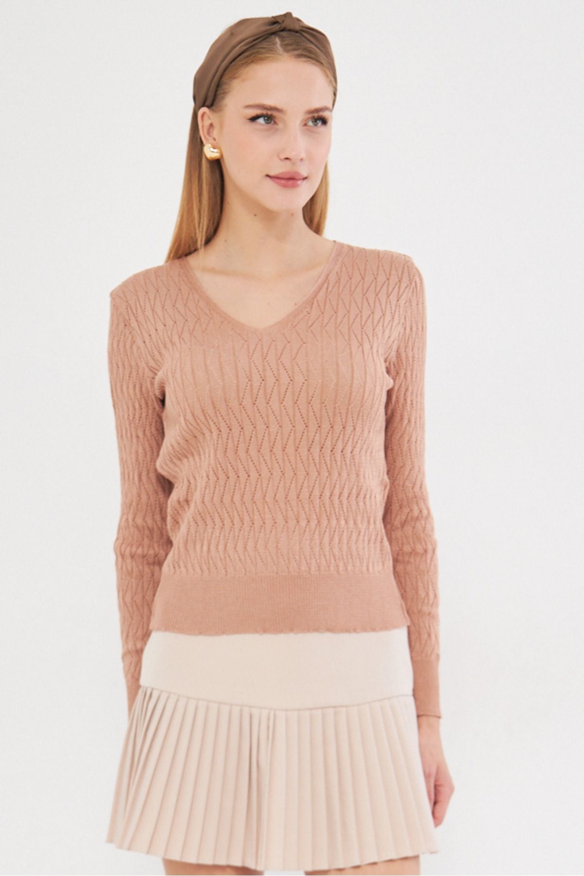 Female mink V-neck hole knitwear sweater ARM-25K012012