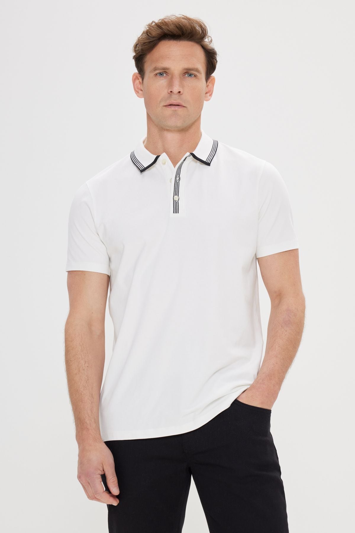 Men's white slim fit narrow -cut cotton flexible polo collar t -shirt