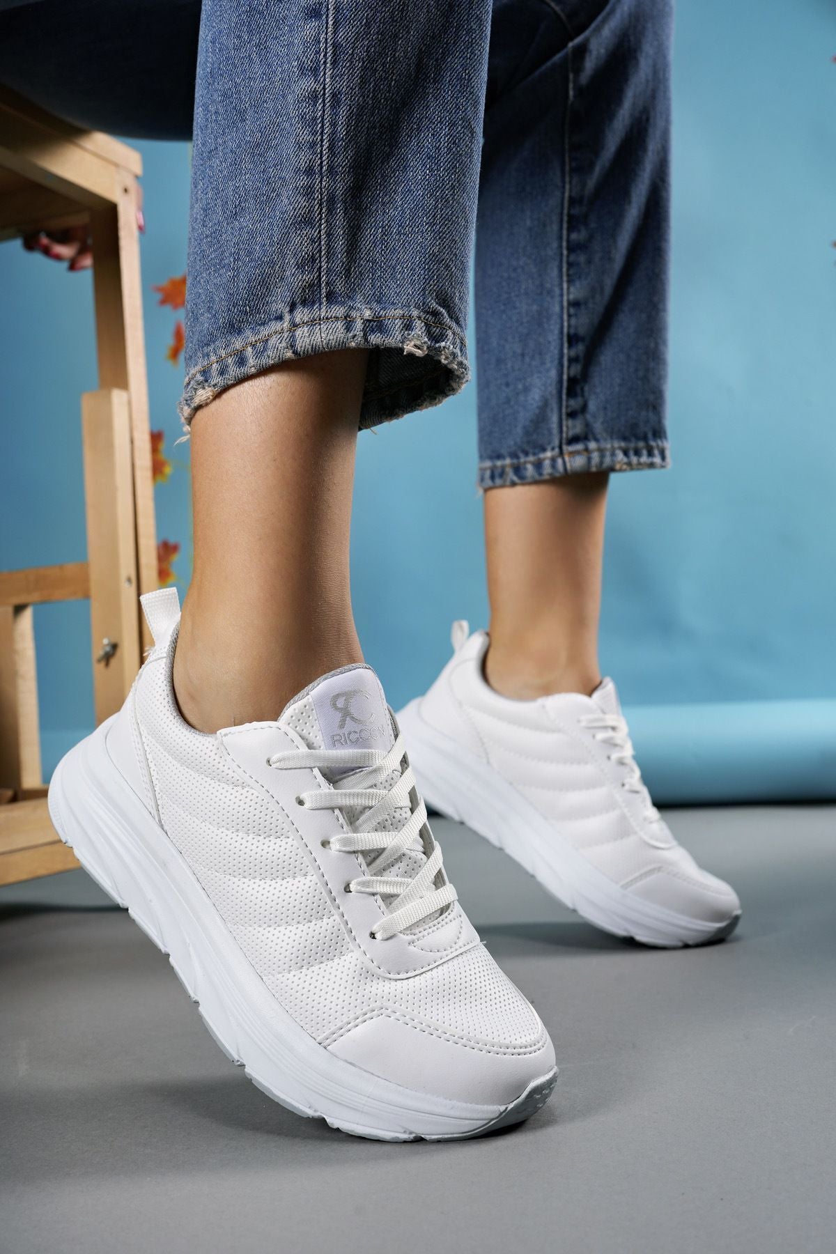 Woman Sneaker 0012135 White