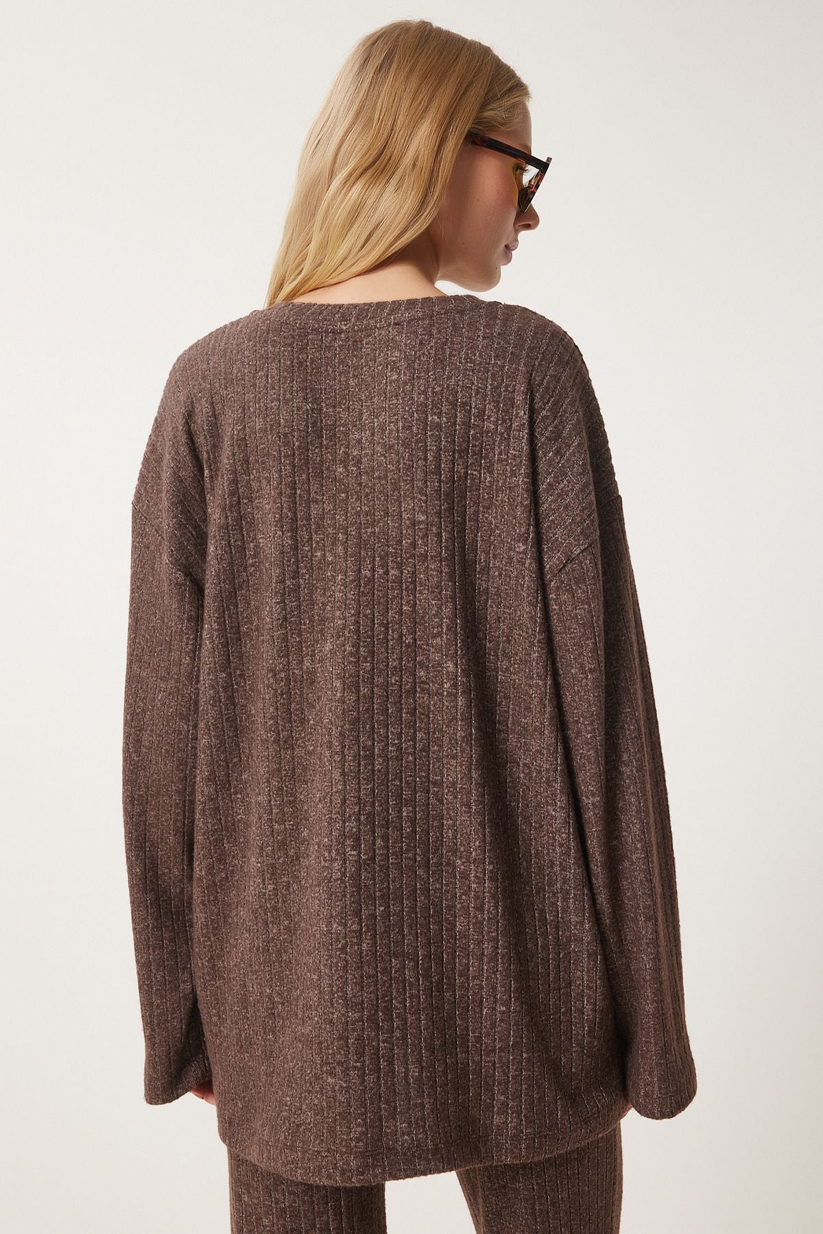 Female brown comfortable wick knitted blouse trousers set RG00047
