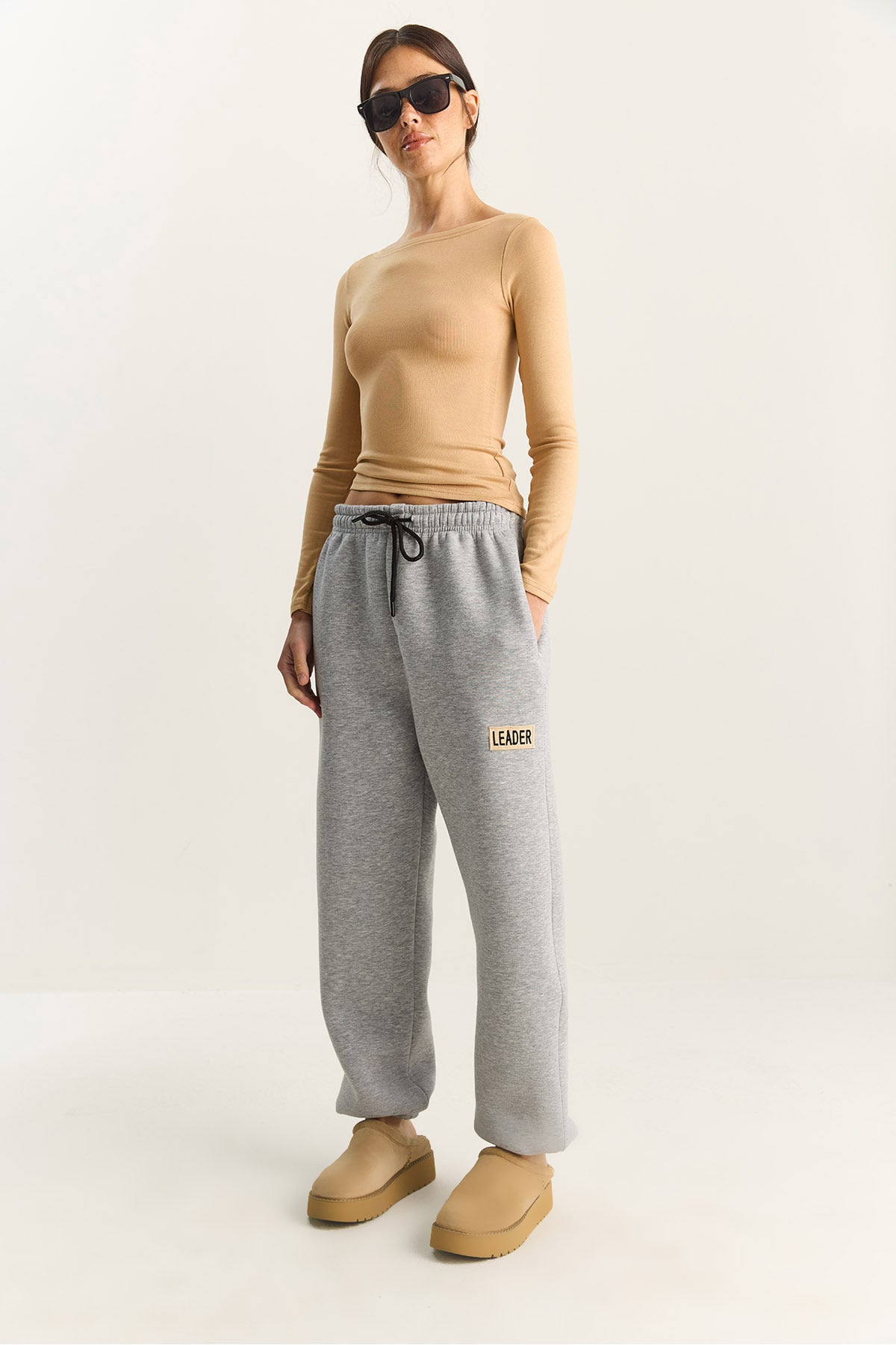Women's Basic Jogger Relaxed Fleece Sweatpants 60283860