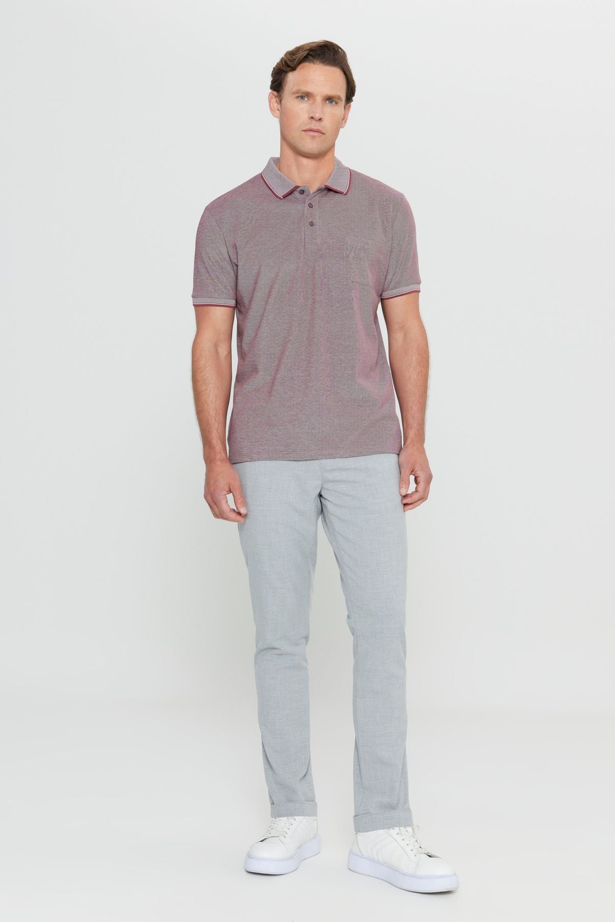 Men -Plugging Cotton Fabric Regular Fit comfortable cut burgundy curved polo collar pocket t -shirt