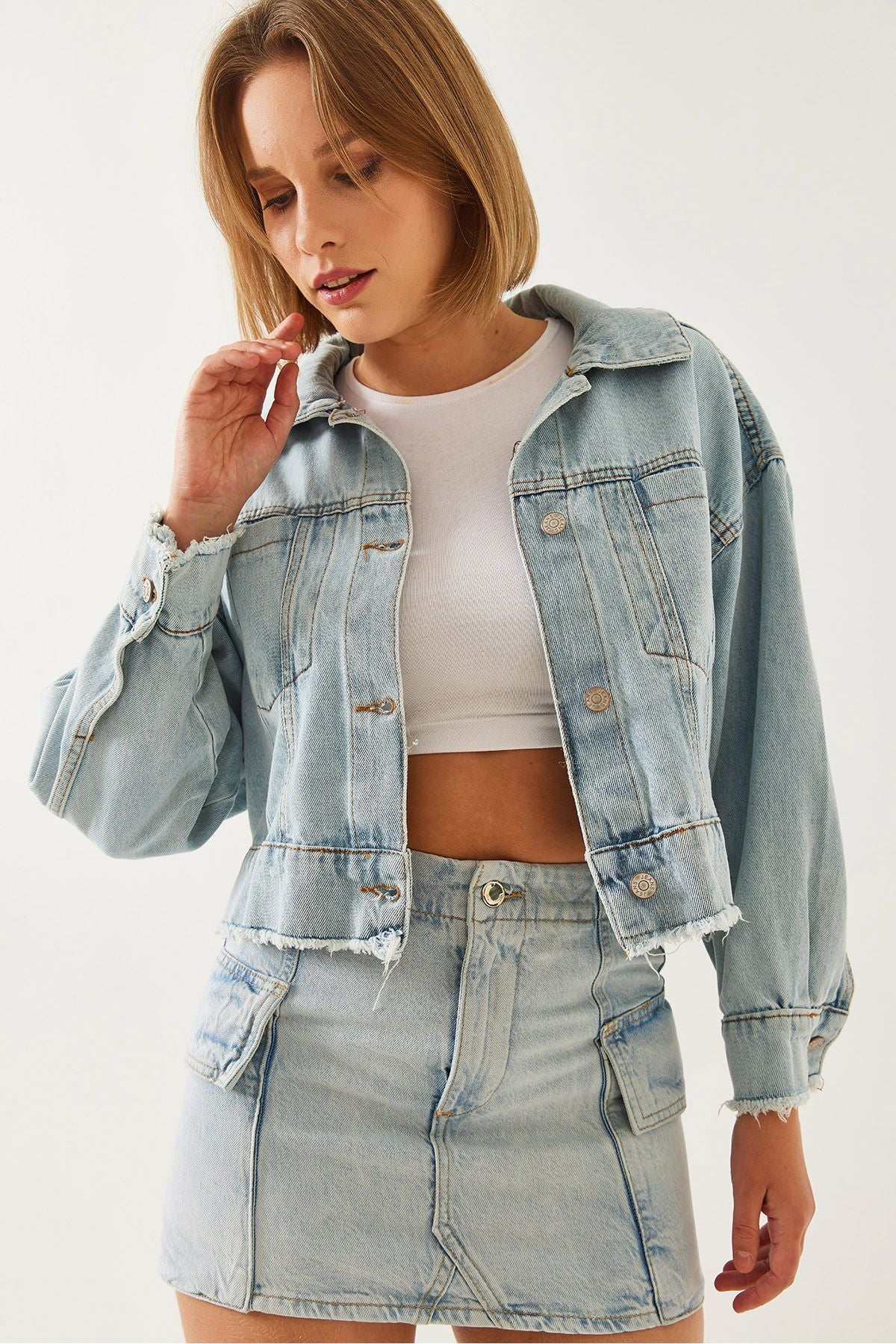 Women's End Tassel Detail Crop denim jacket 2209 60351170