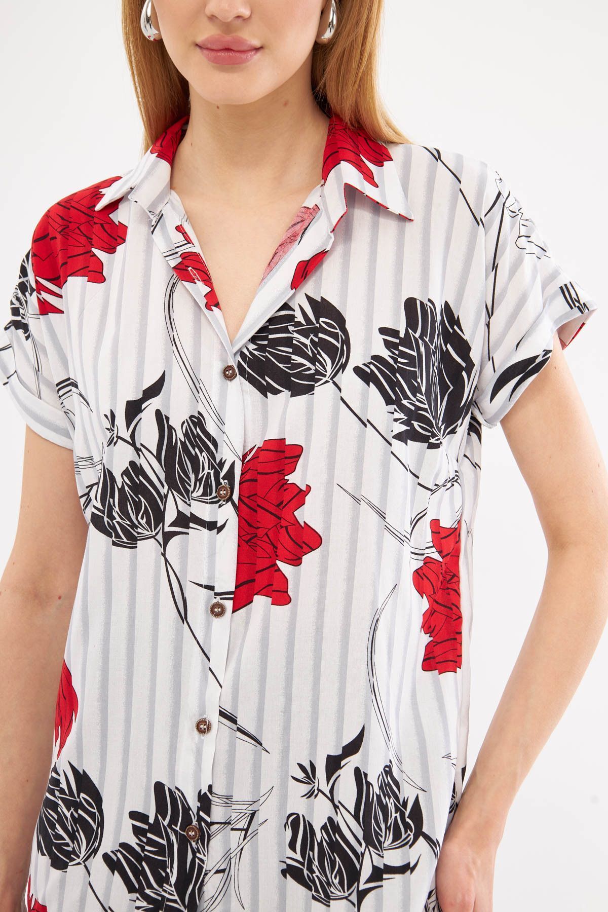 Woman Red Patterned Short Arm Shirt ARM-221052