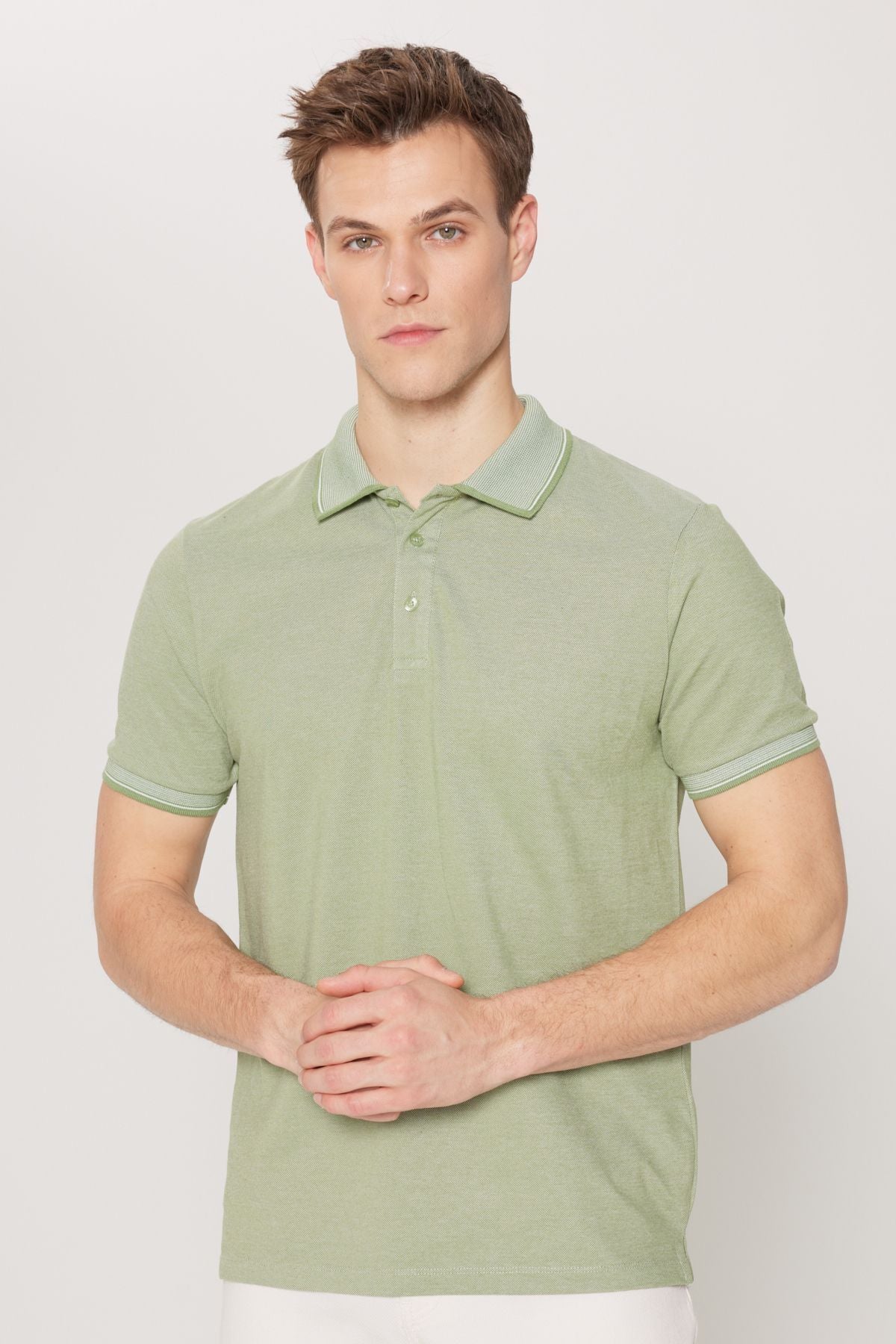 Men -Plugging Cotton Fabric Slim Fit Narrow Cut Green Curlled Polo Yaka T -shirt