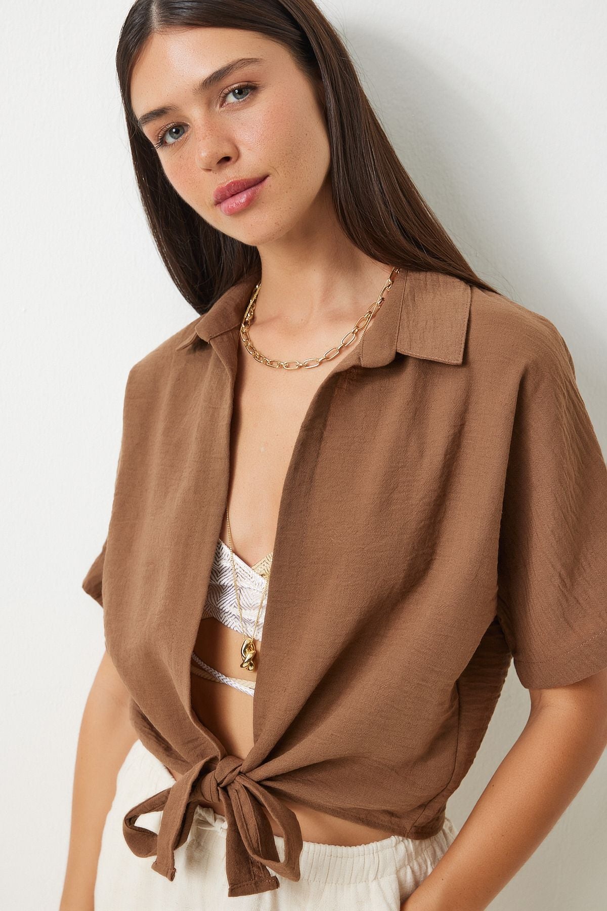 Female brown binding detailed linen blouse MX00151