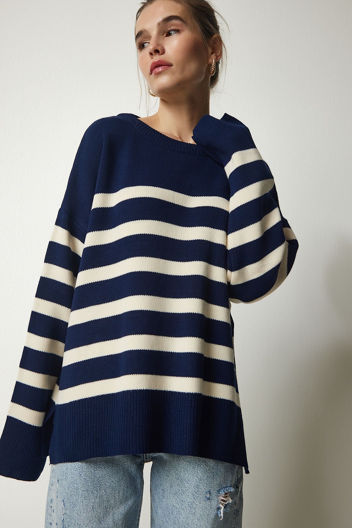 Woman navy blue bone striped oversize knitwear sweater yy00182