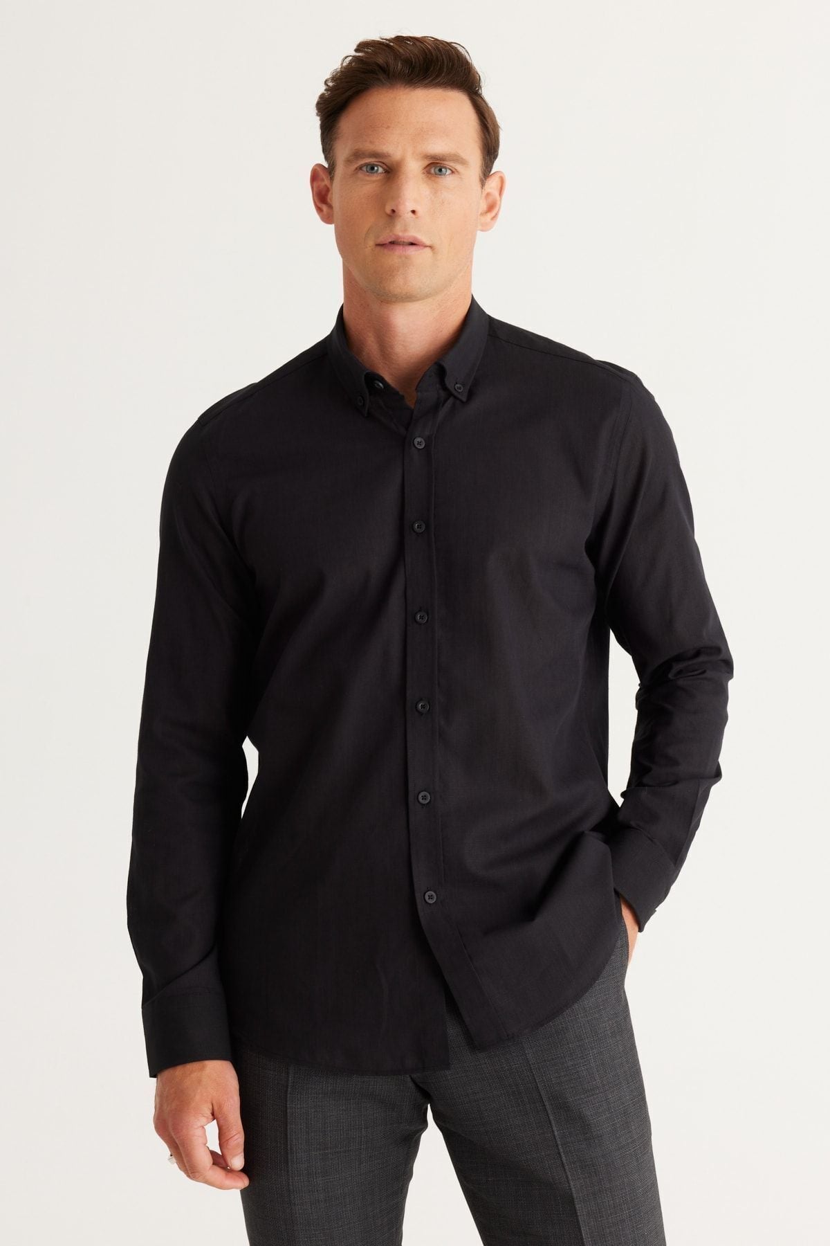 Men's black 100 %cotton breathing fabric pennant oxford slim fit button collar shirt