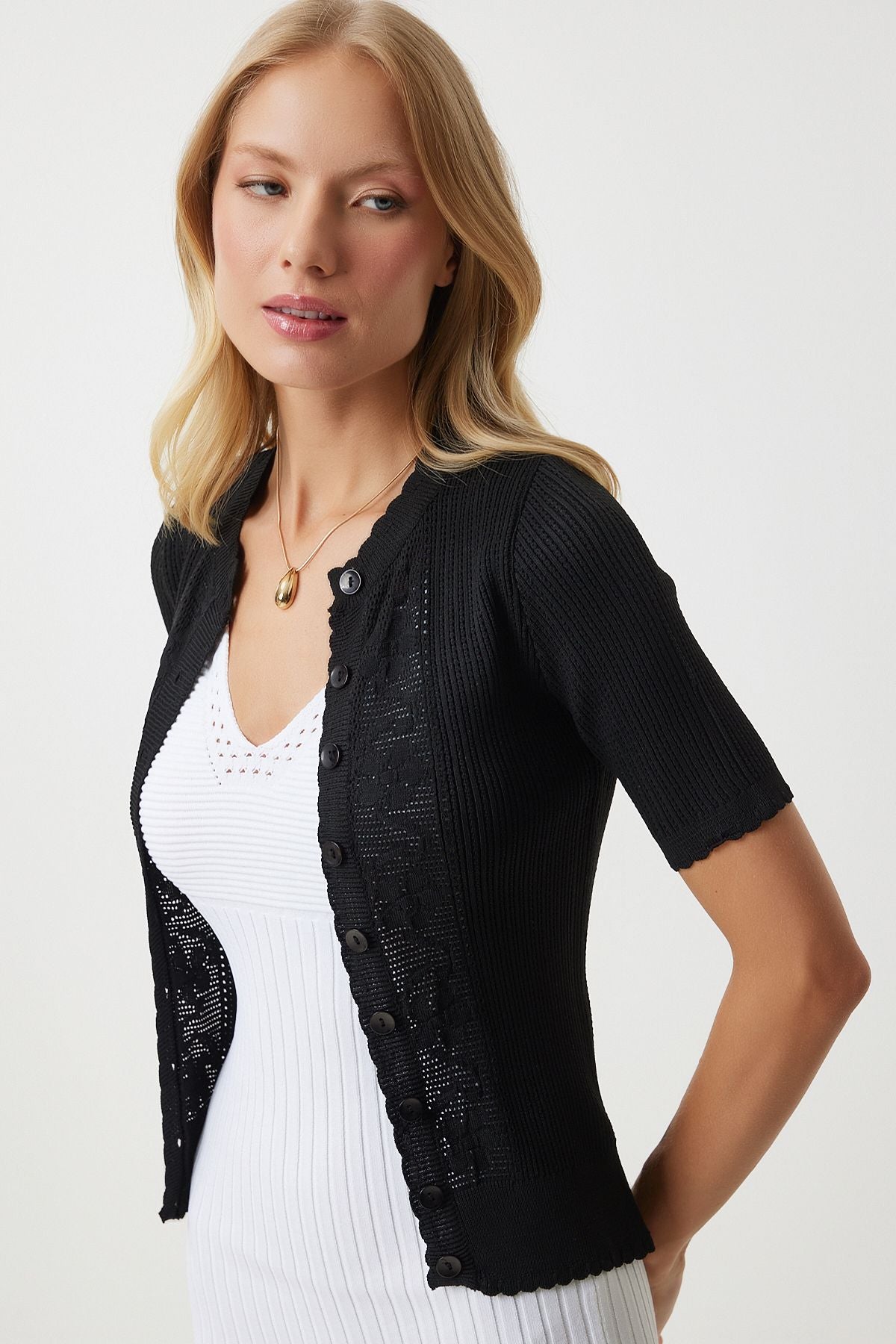 WOMEN BLACK HANDWARE MEASUREMENT KNITTY CARDANE OW00044