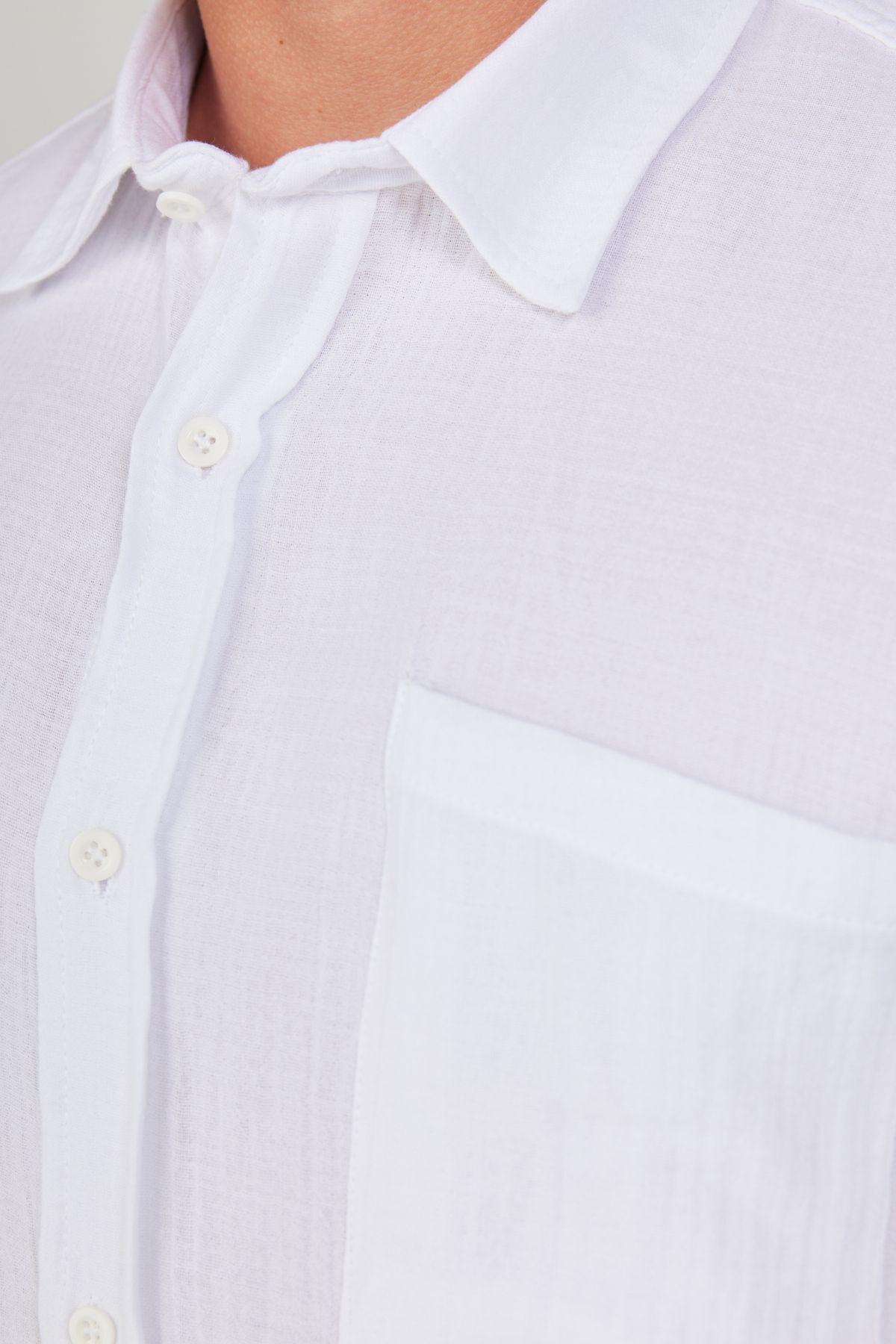 Men's White Comfort Fit Wide Classic Collar 100 %Cotton Muslin Shirt