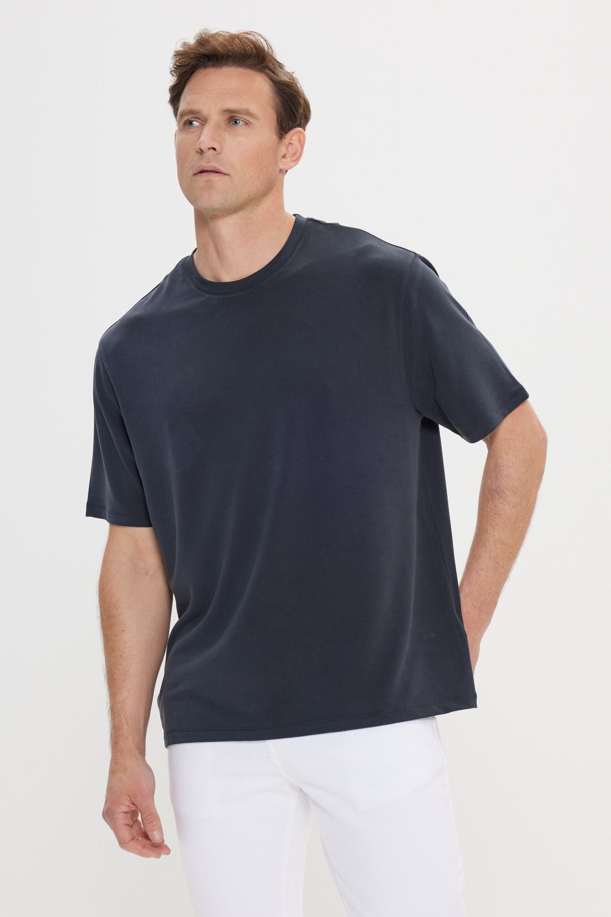 Men's navy blue modern fit comfortable cut bike collar flexible t -shirt