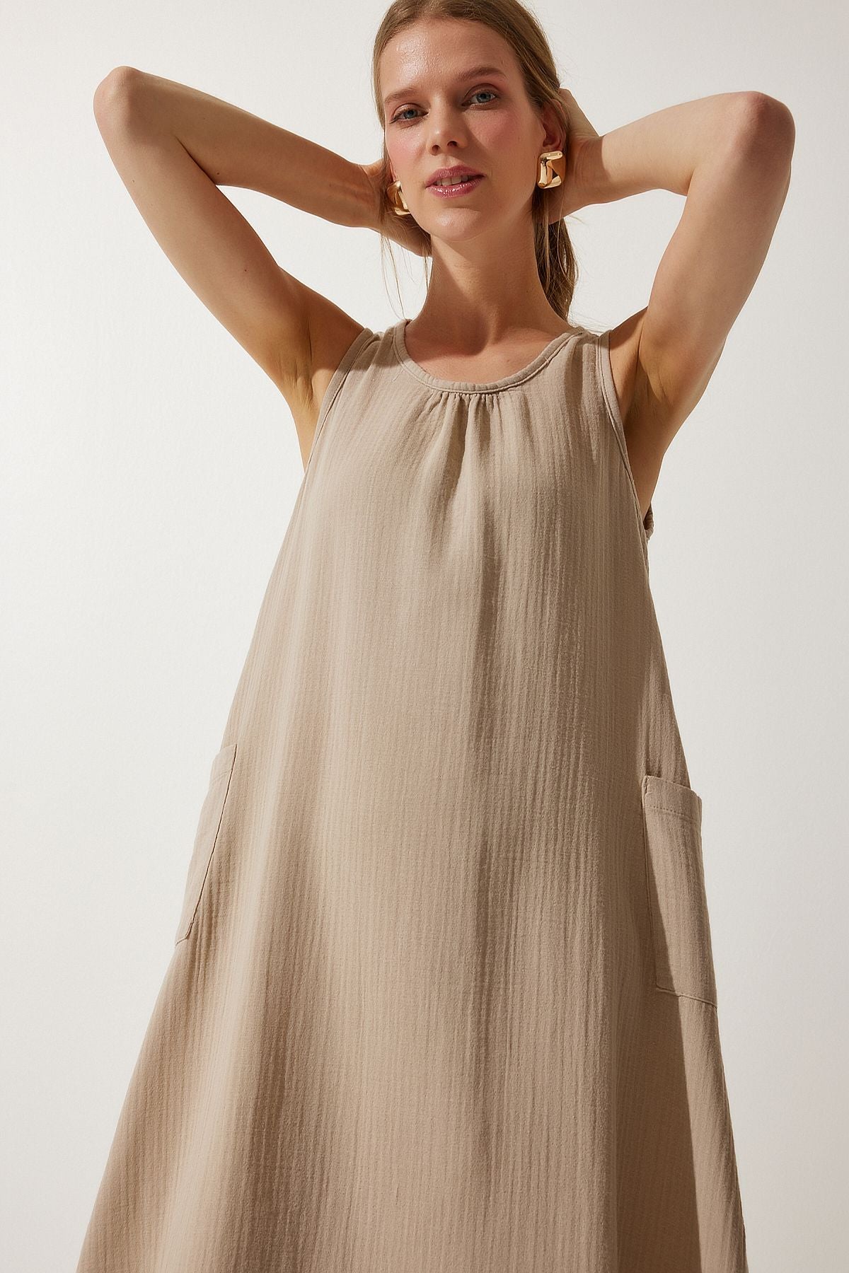 Female Beige Wide Pocket Summer House Muslin Dress Sa00022
