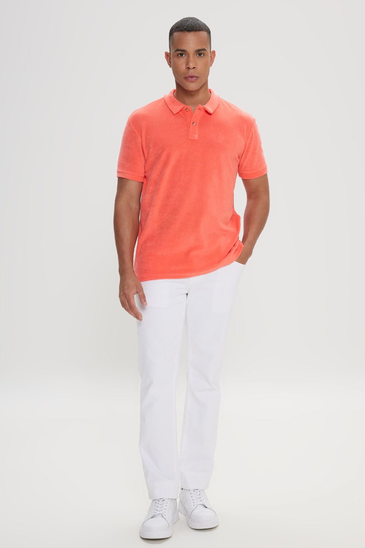 Men's coral slim fit narrow cut cotton towel fabric polo collar t -shirt